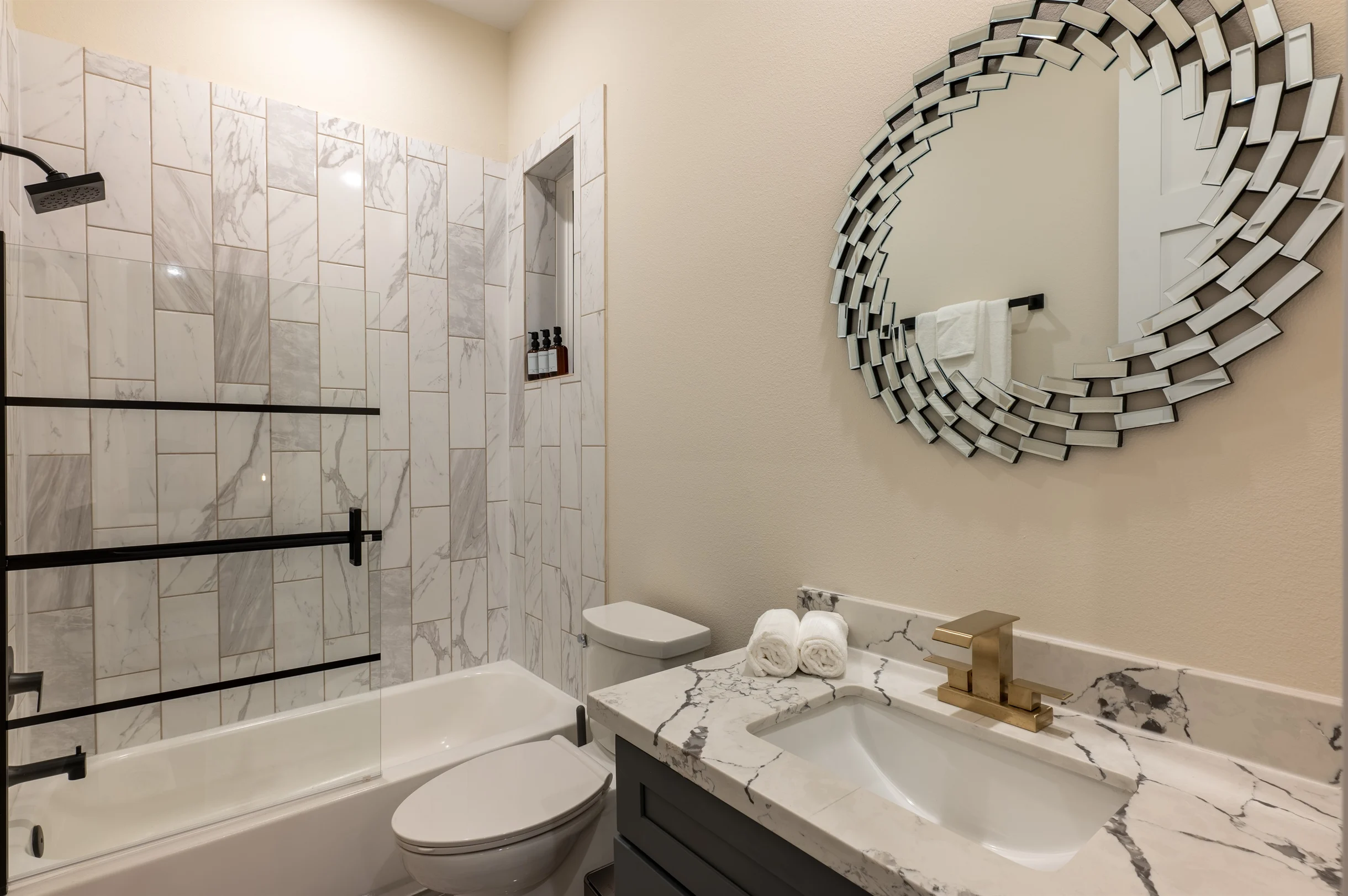 4BR+Private Rooftop · Pet-Friendly · Downtown HTX #9