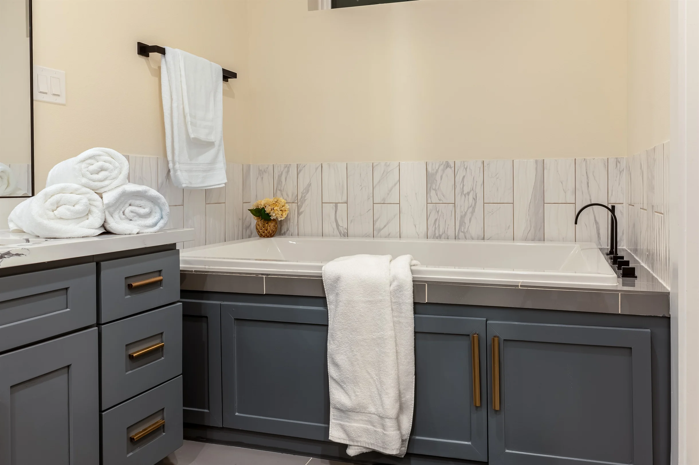 4BR+Private Rooftop · Pet-Friendly · Downtown HTX #17