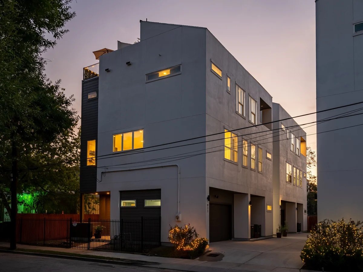Home in HOUSTON property photo 4
