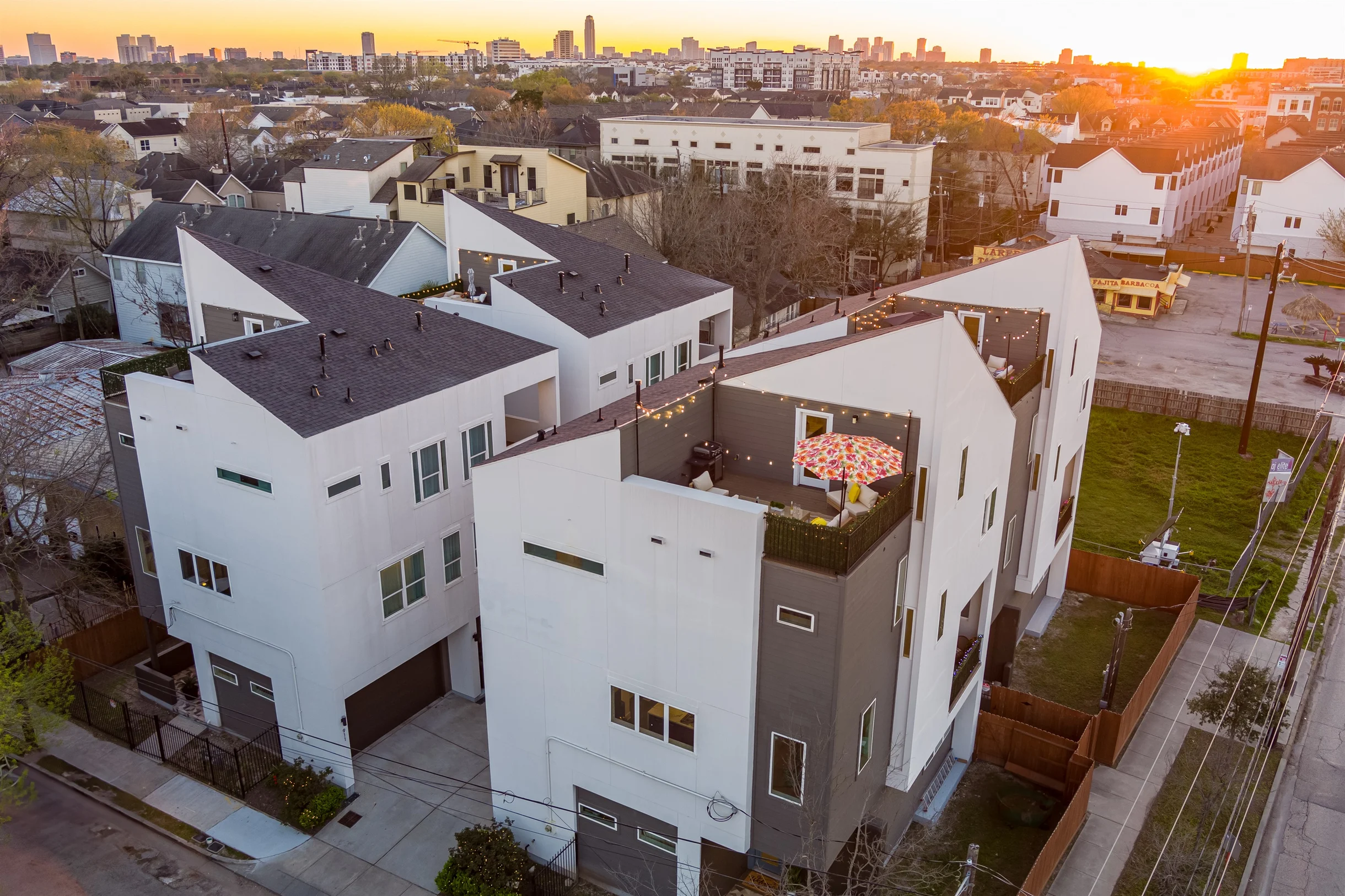 4BR+Private Rooftop · Pet-Friendly · Downtown HTX #43