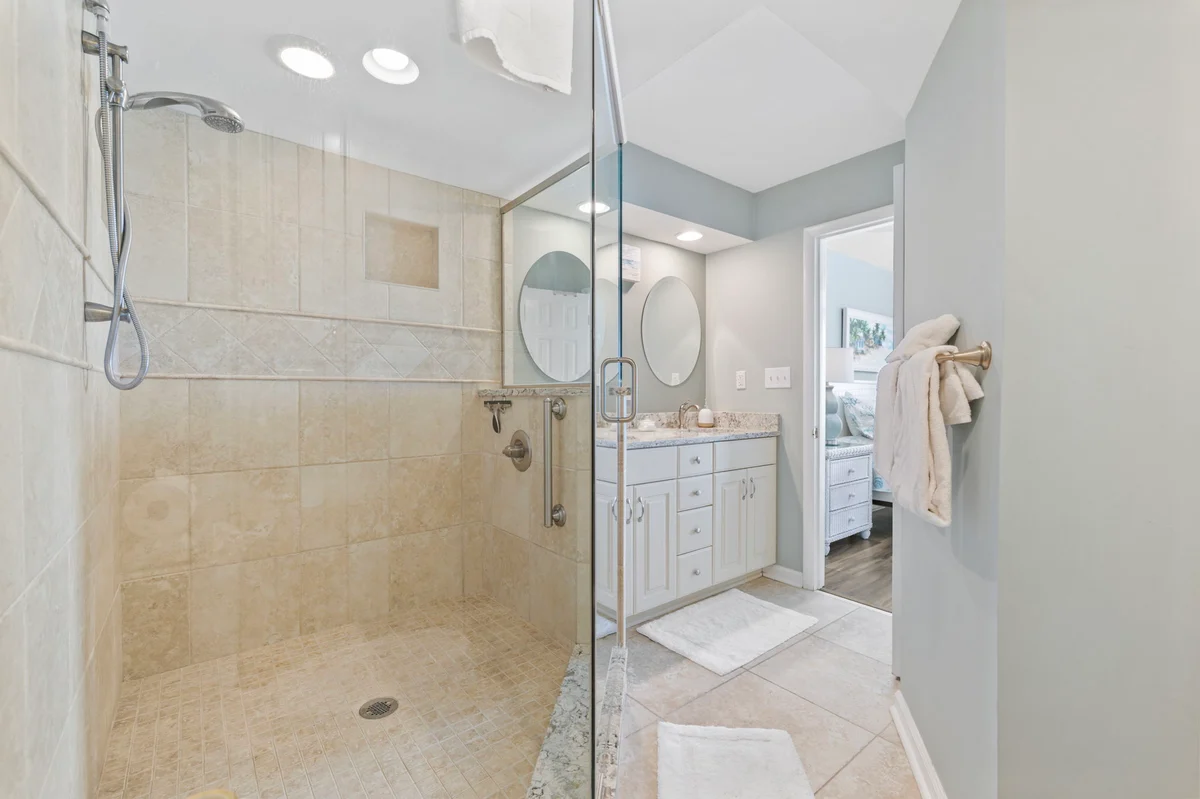 Wander North Myrtle Crest #4