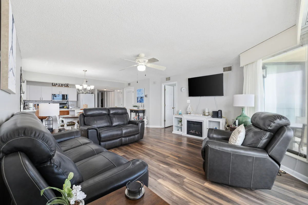 Wander North Myrtle Crest #18