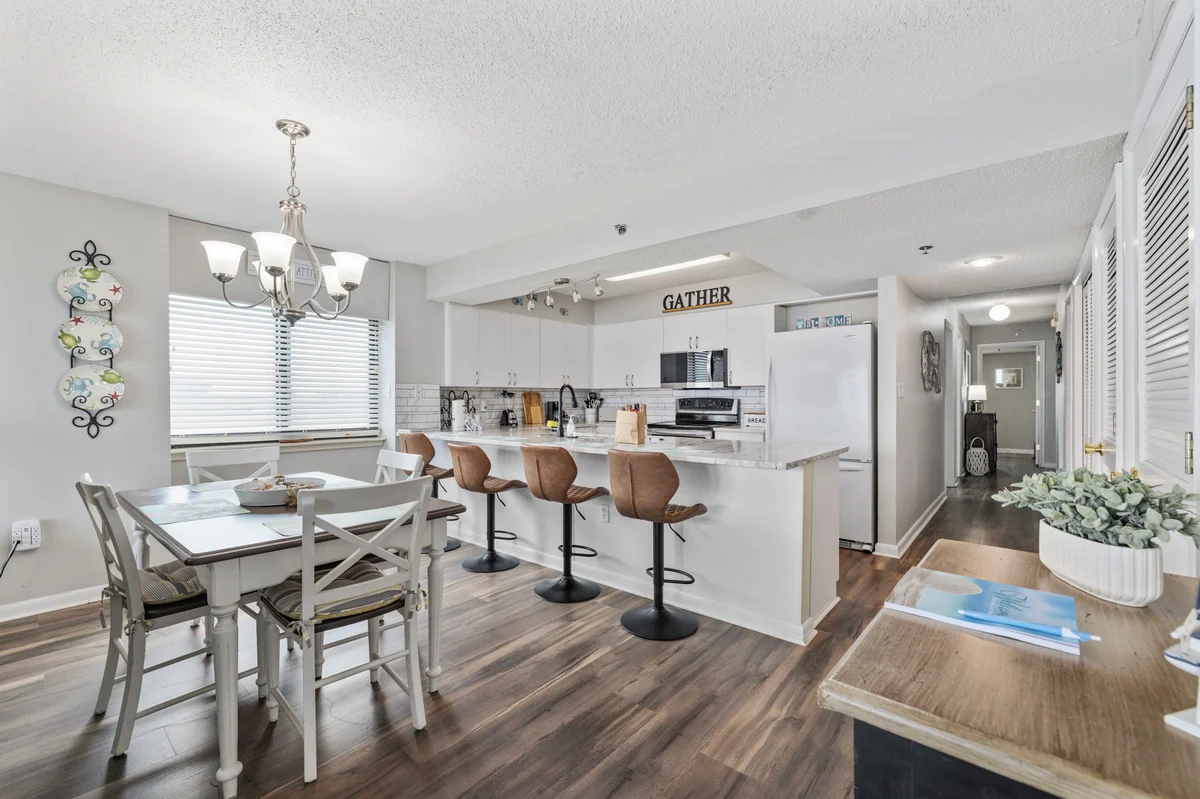 Wander North Myrtle Crest #38