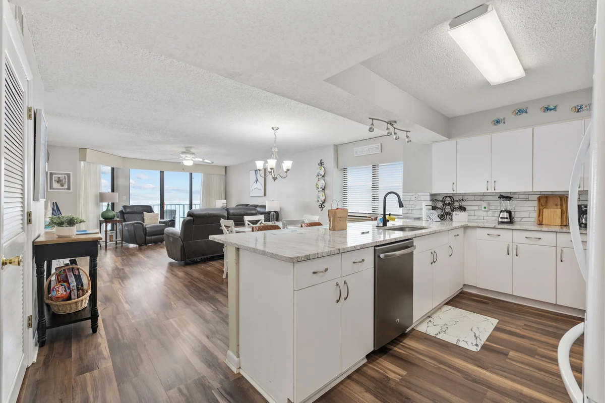 Wander North Myrtle Crest #34