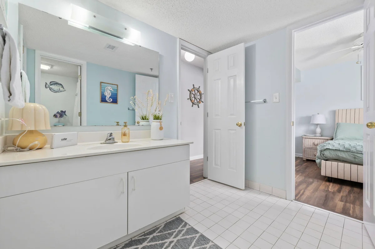 Wander North Myrtle Crest #42