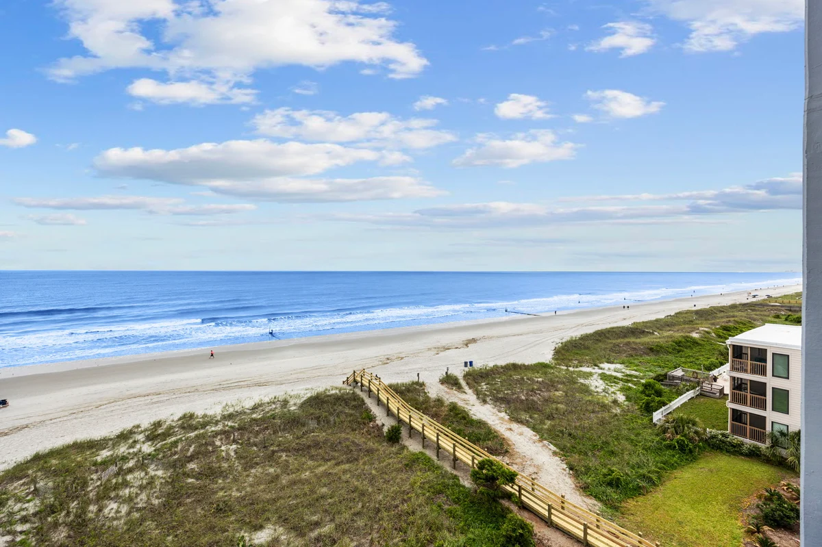 Wander Crescent Shores #33