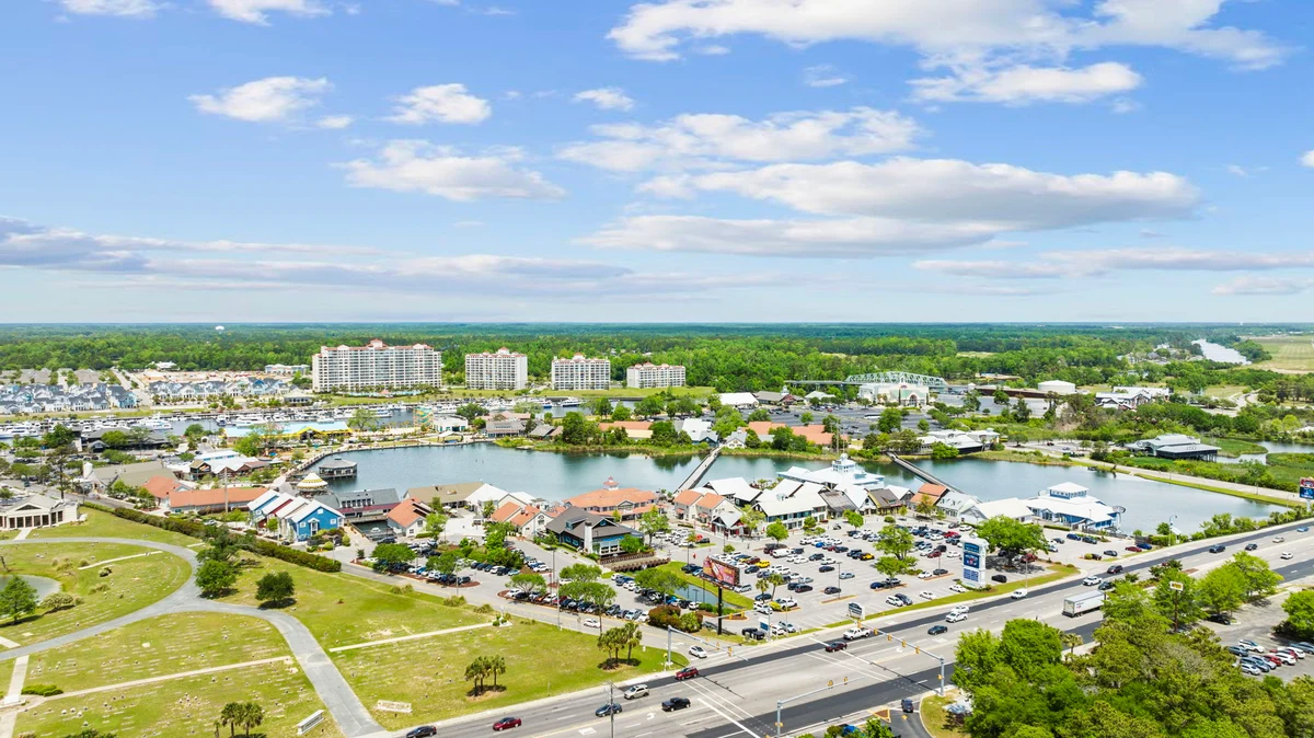 Wander Crescent Shores #25