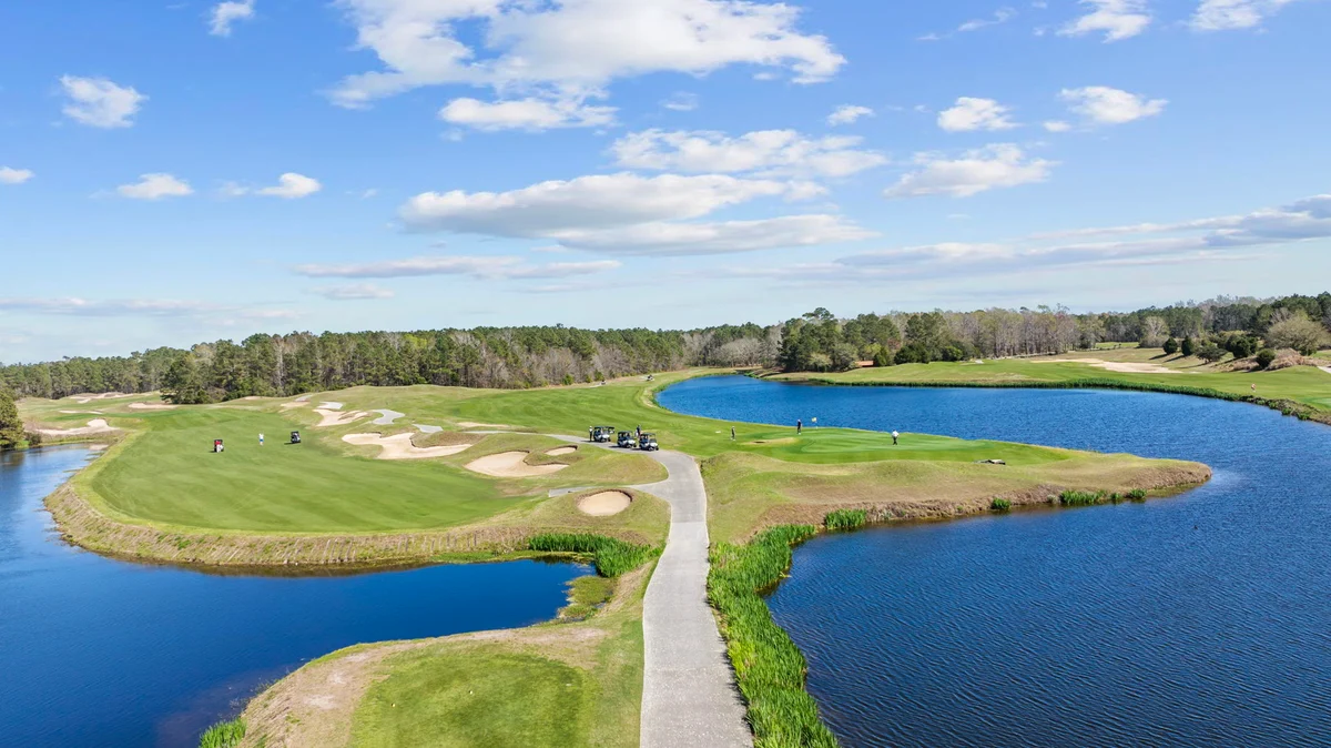 Wander Crescent Shores #21