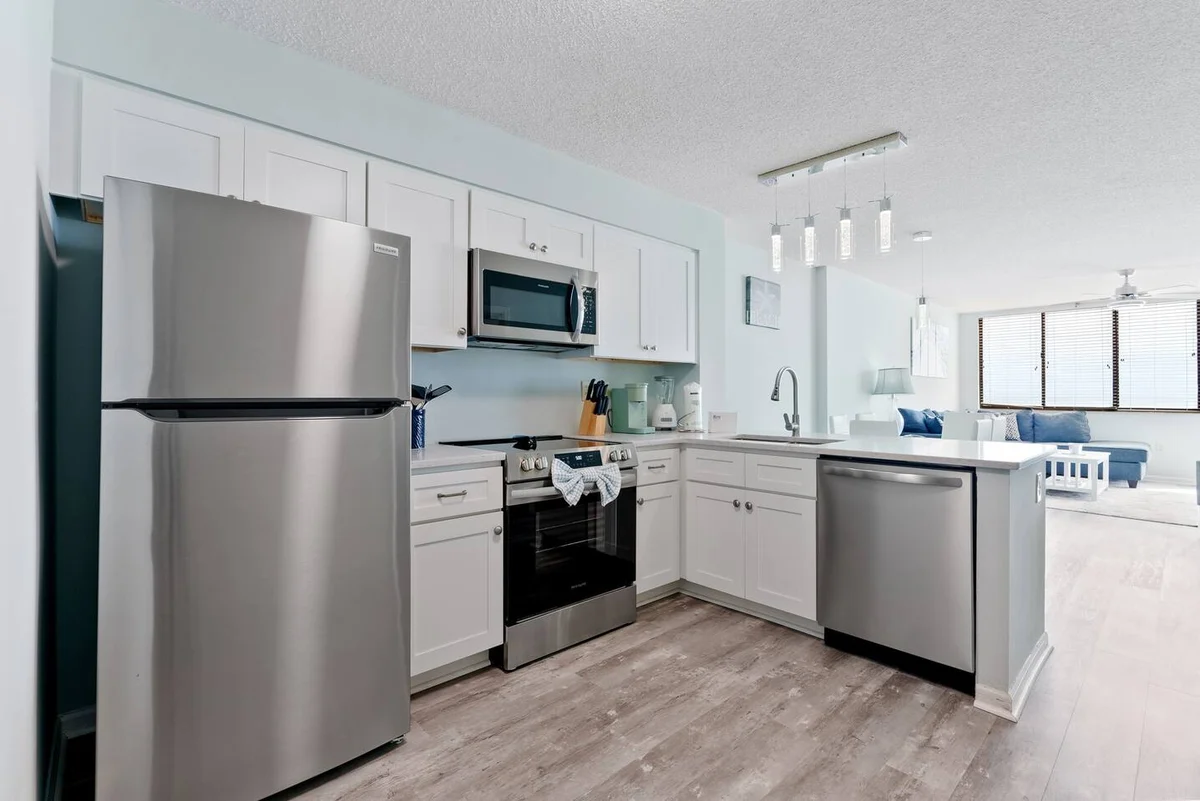 Wander North Myrtle Estate #15