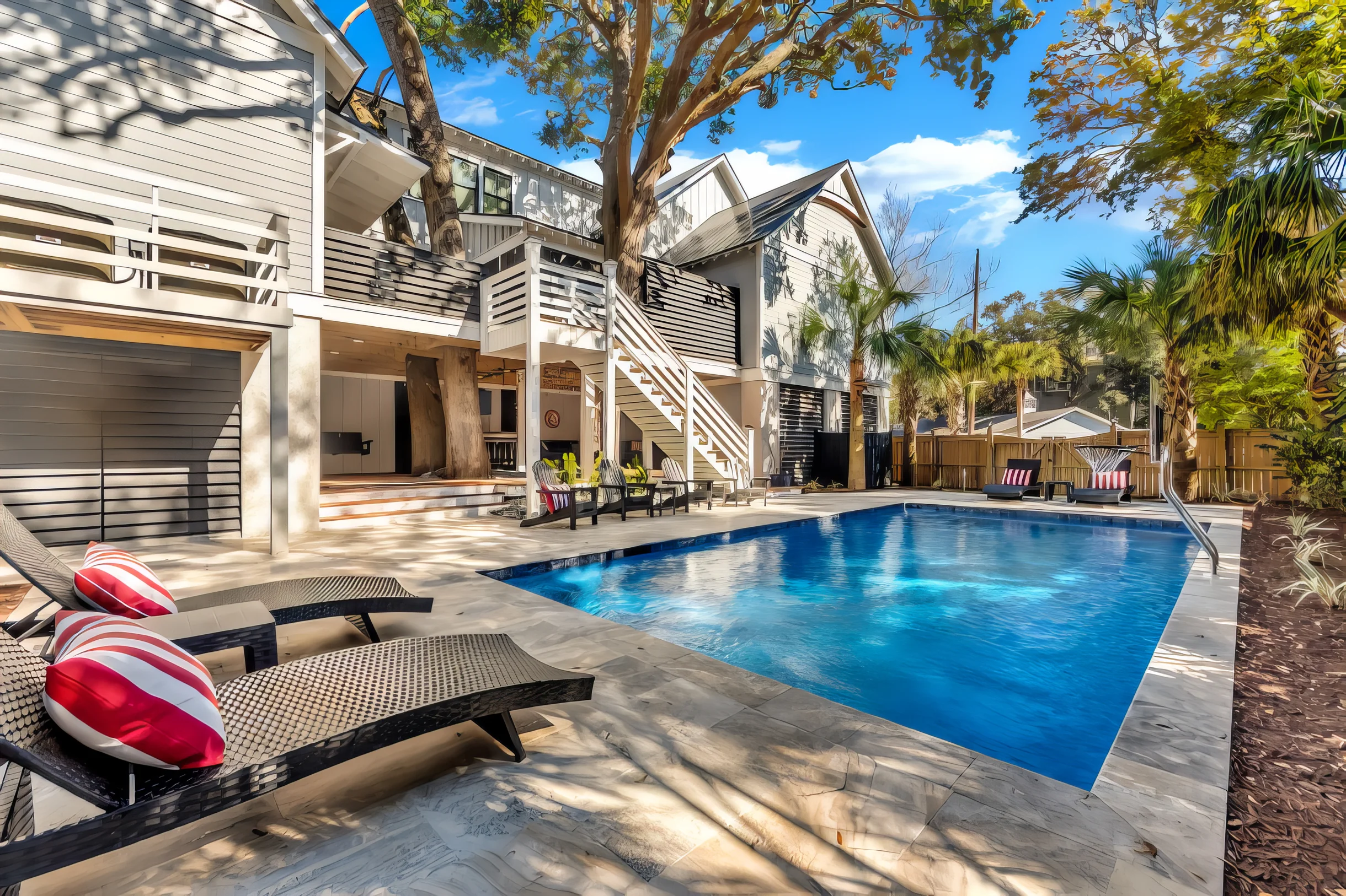 Wander Isle Palms Golden #2