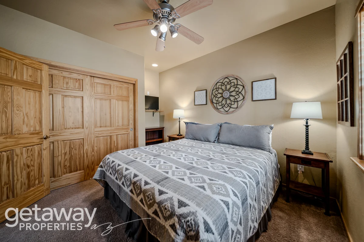 Home in Pinetop property photo 2