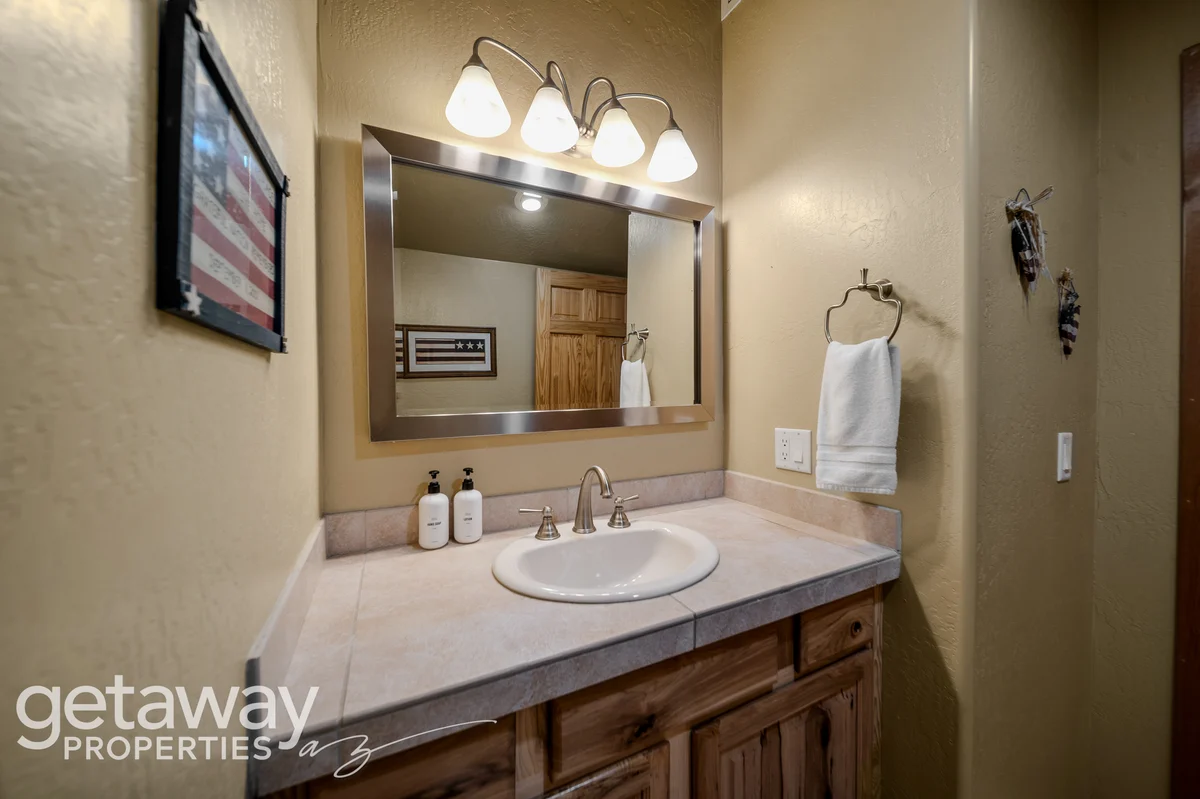 Home in Pinetop property photo 4