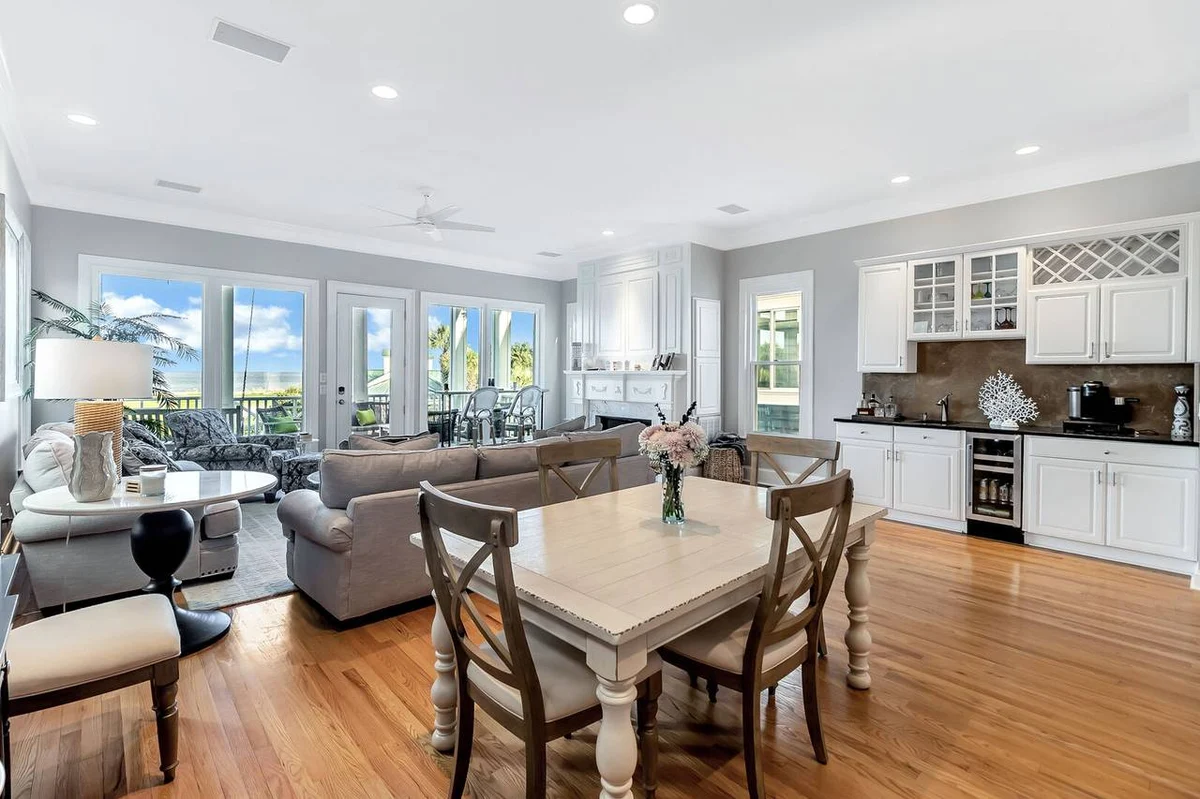 Wander Palms Sands #33