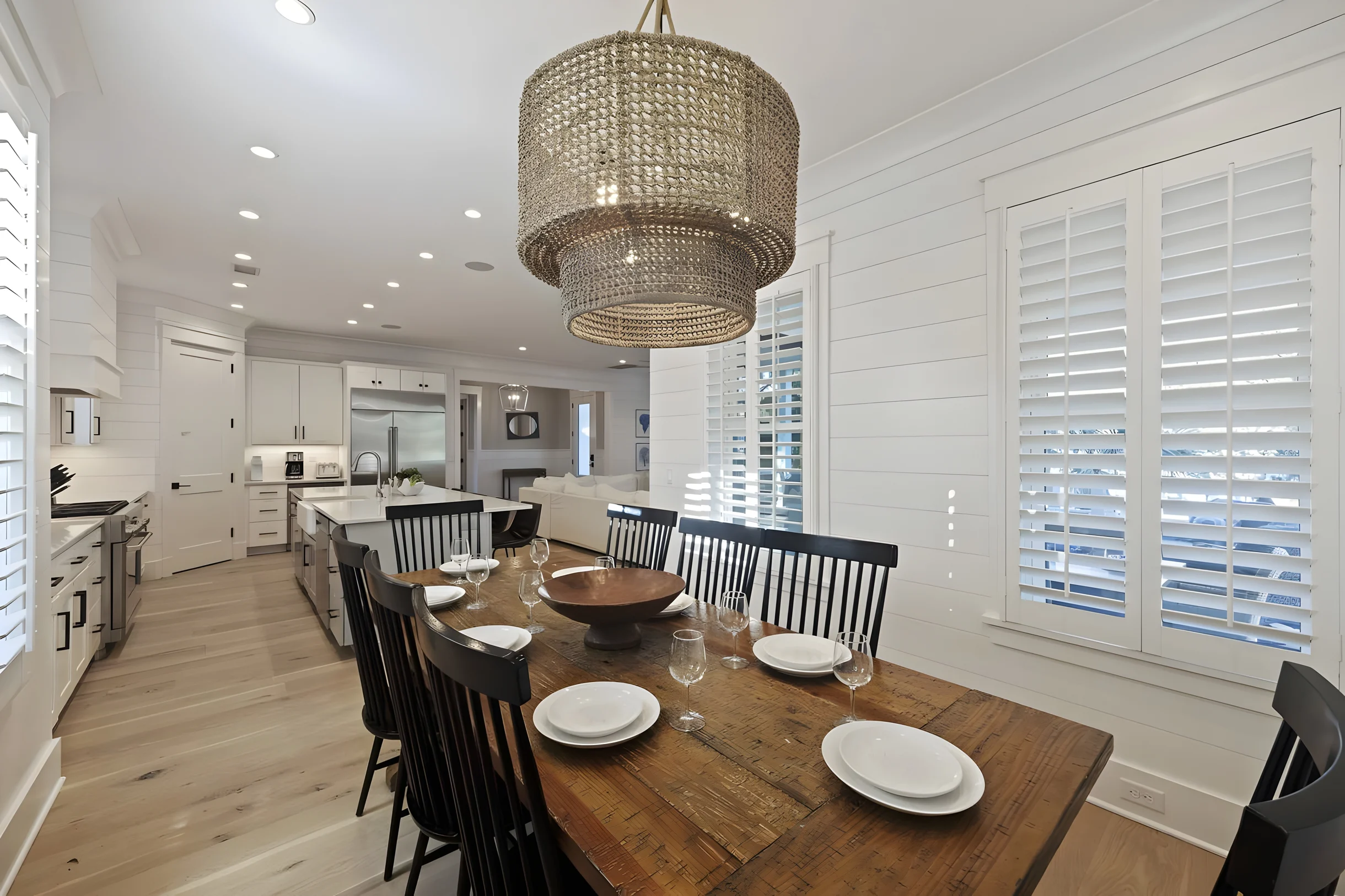 AV3-39: 3 39th Avenue #6
