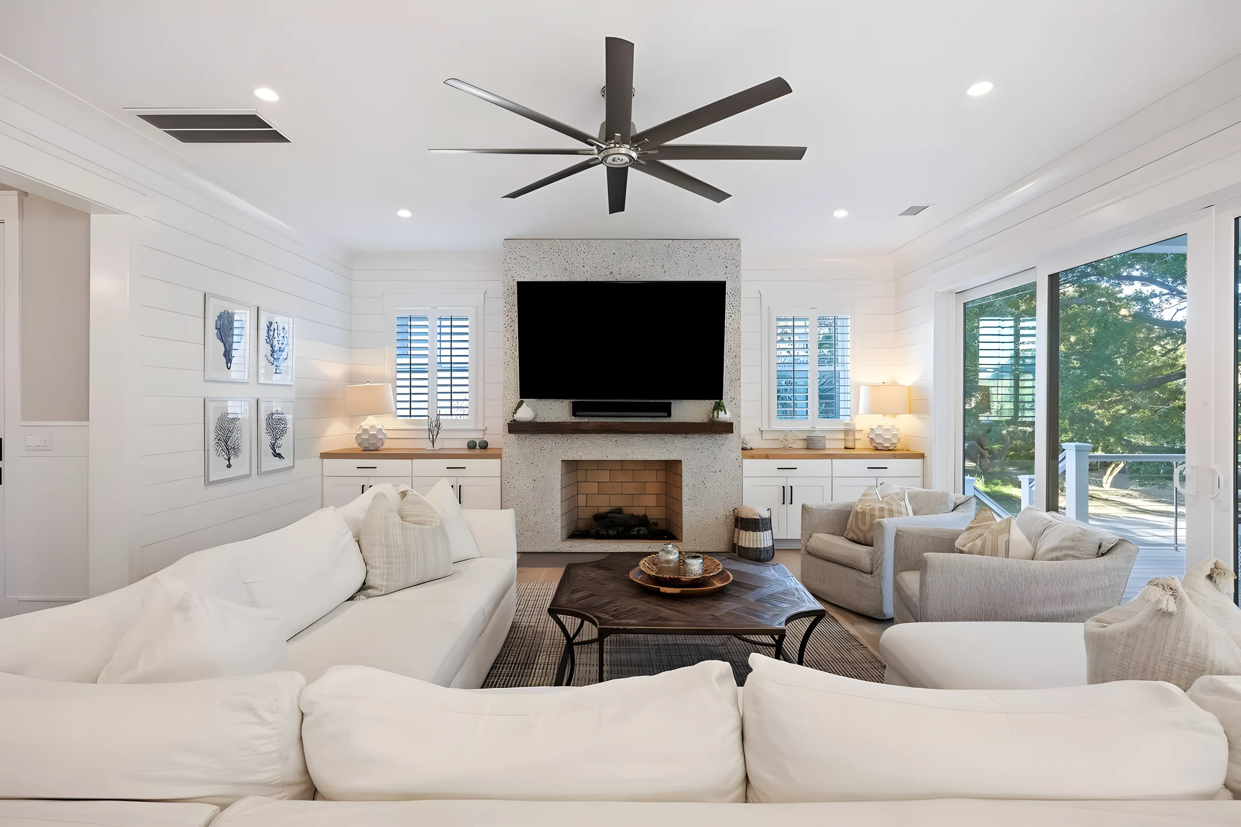 AV3-39: 3 39th Avenue #61