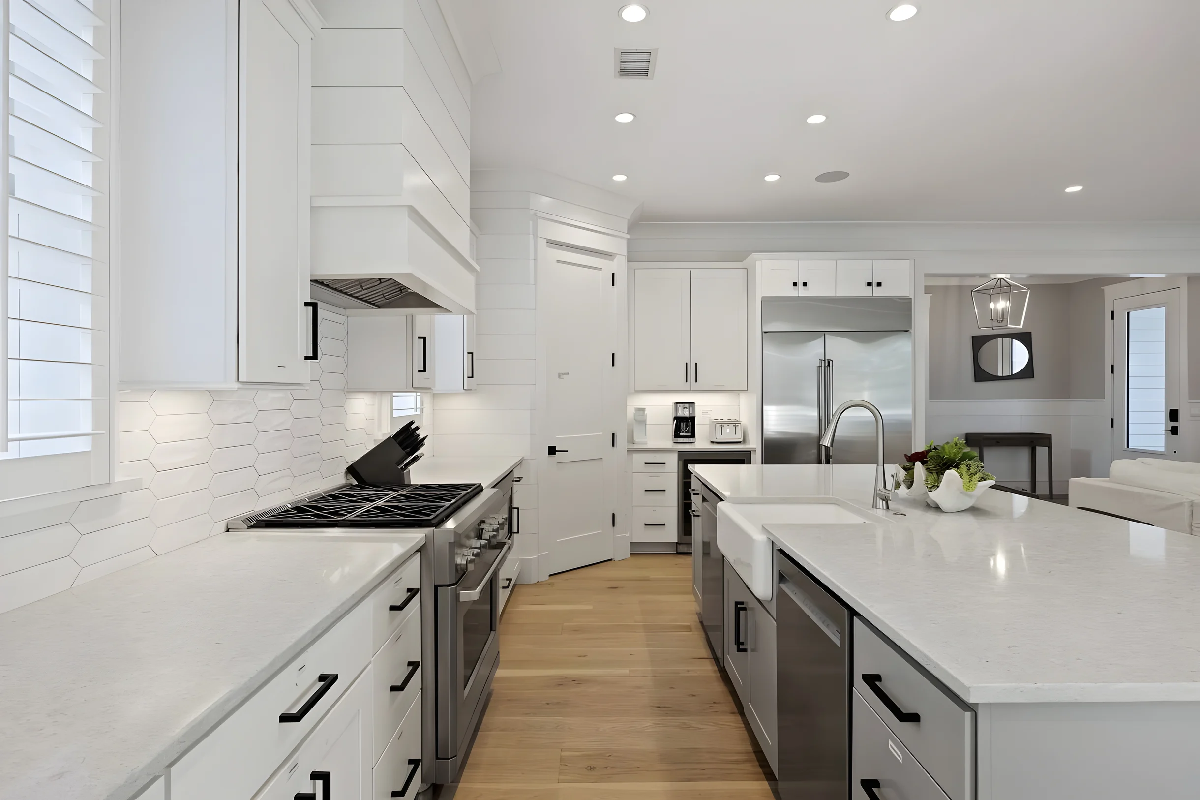 AV3-39: 3 39th Avenue #56