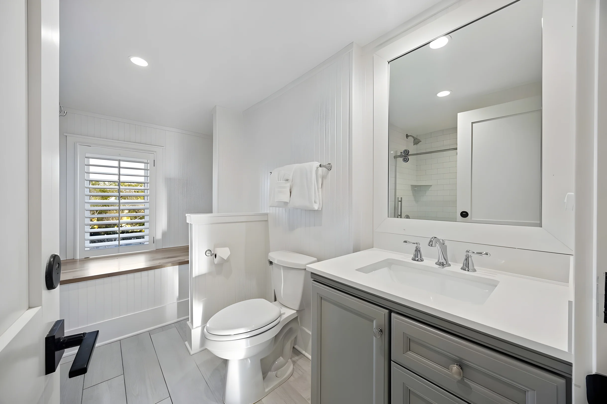 AV3-39: 3 39th Avenue #23