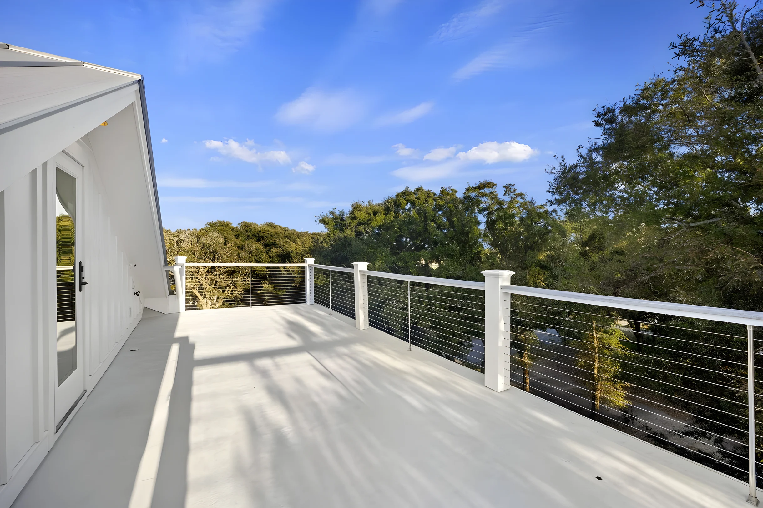 AV3-39: 3 39th Avenue #24