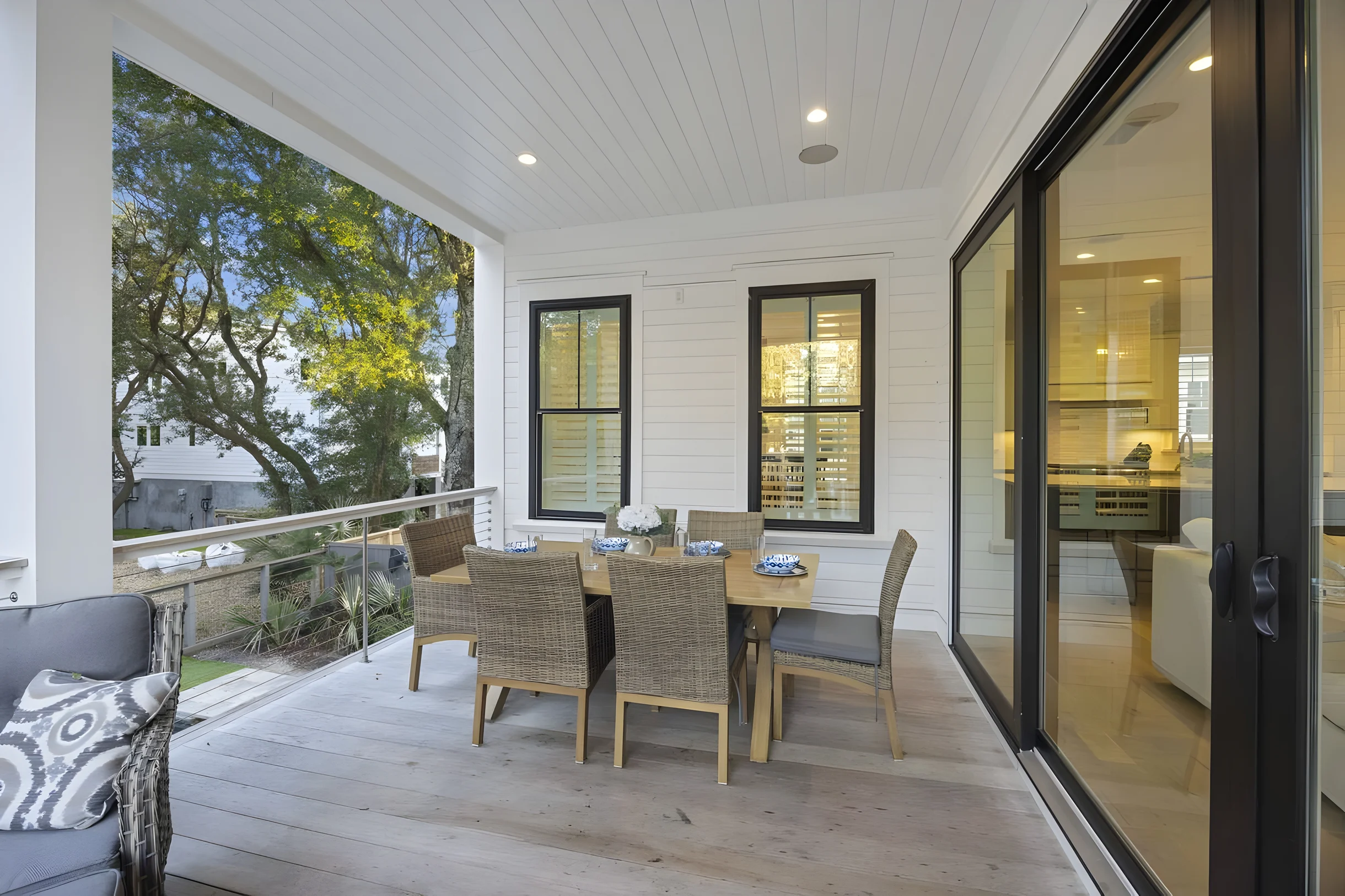 AV3-39: 3 39th Avenue #58