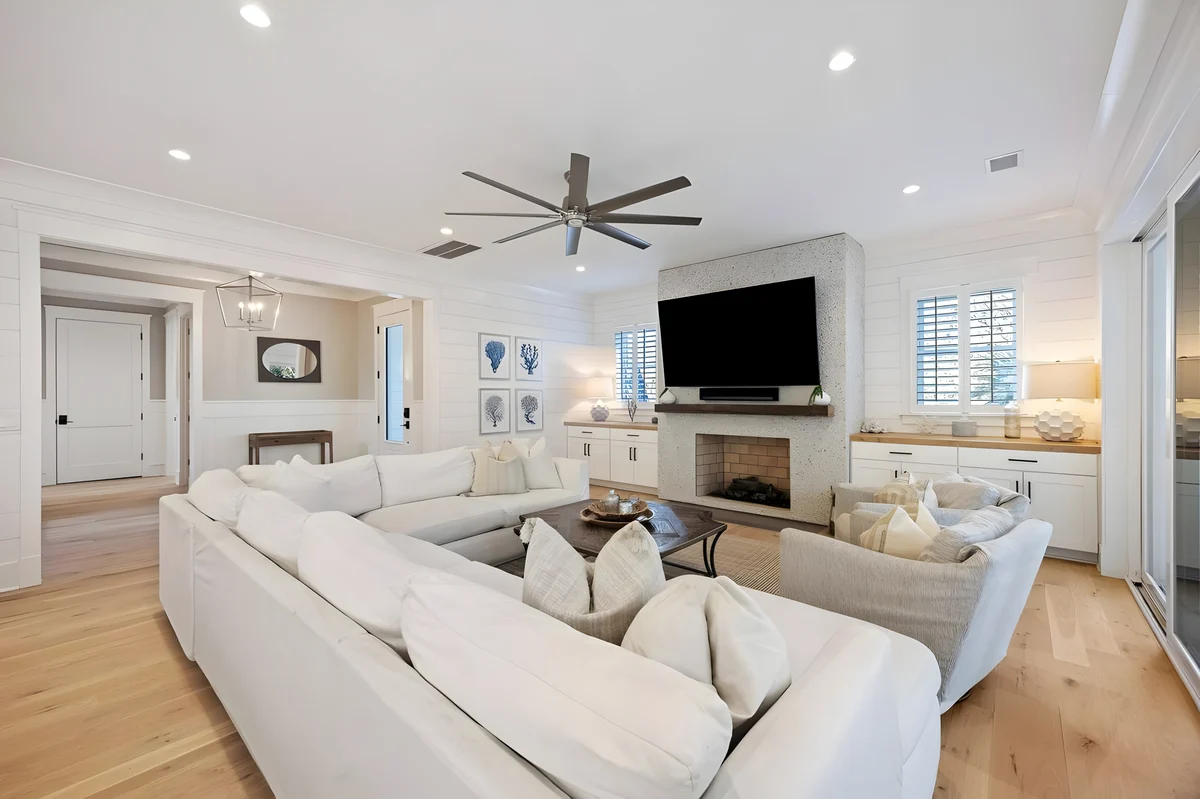 Wander Isle Palms Serenity