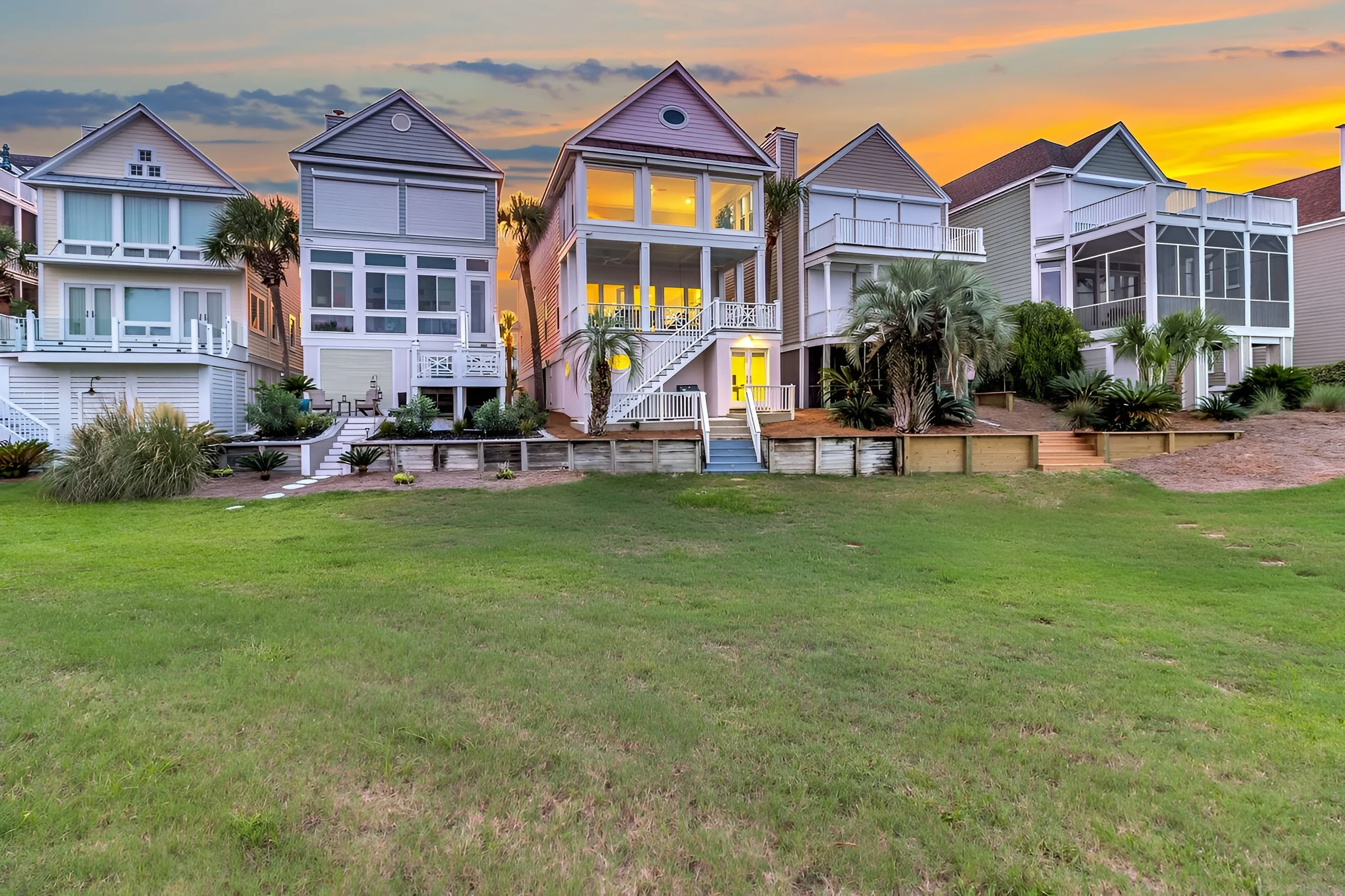 Wander Palms Sands #1