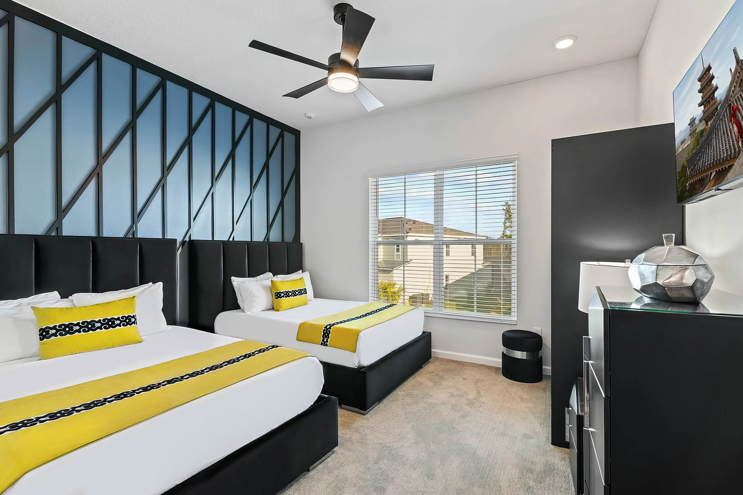 1759OB - 11 Bed - Celebrity Chateau - ST073 #22