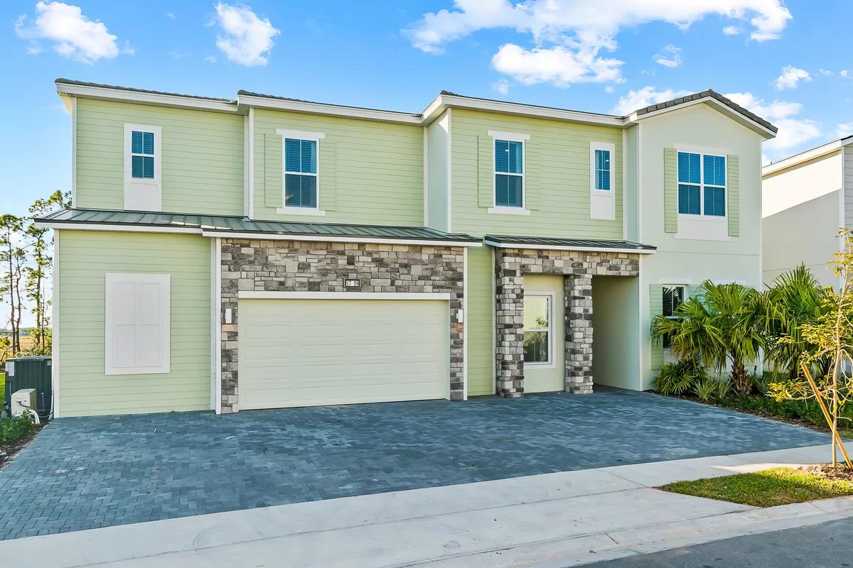 1759OB - 11 Bed - Celebrity Chateau - ST073