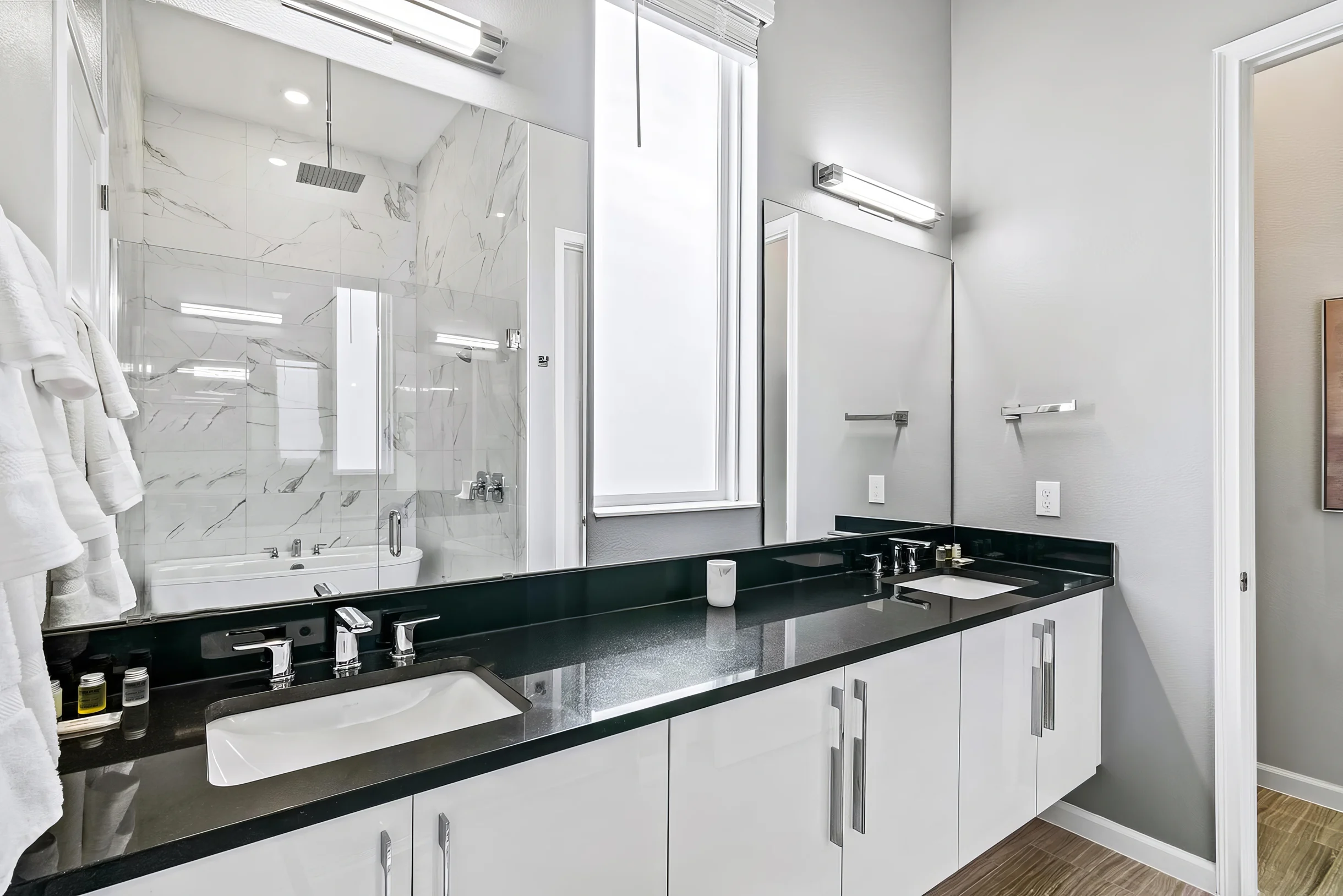 1778OB - 11 Bed - MVP Mansion - ST063 #12