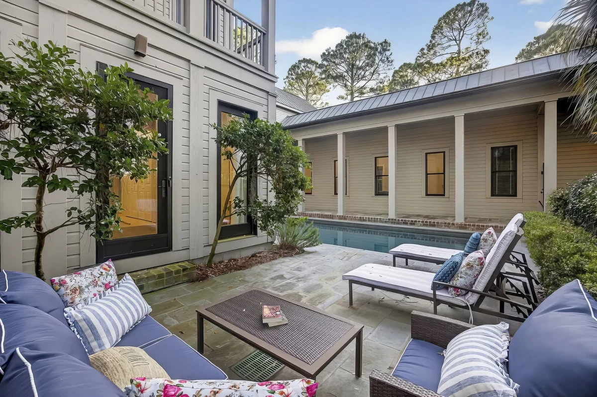 Wander Kiawah Marsh Retreat