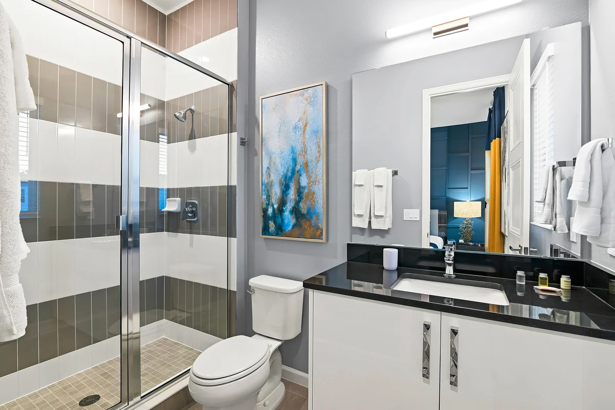 Ensuite Bathroom 5 image 1