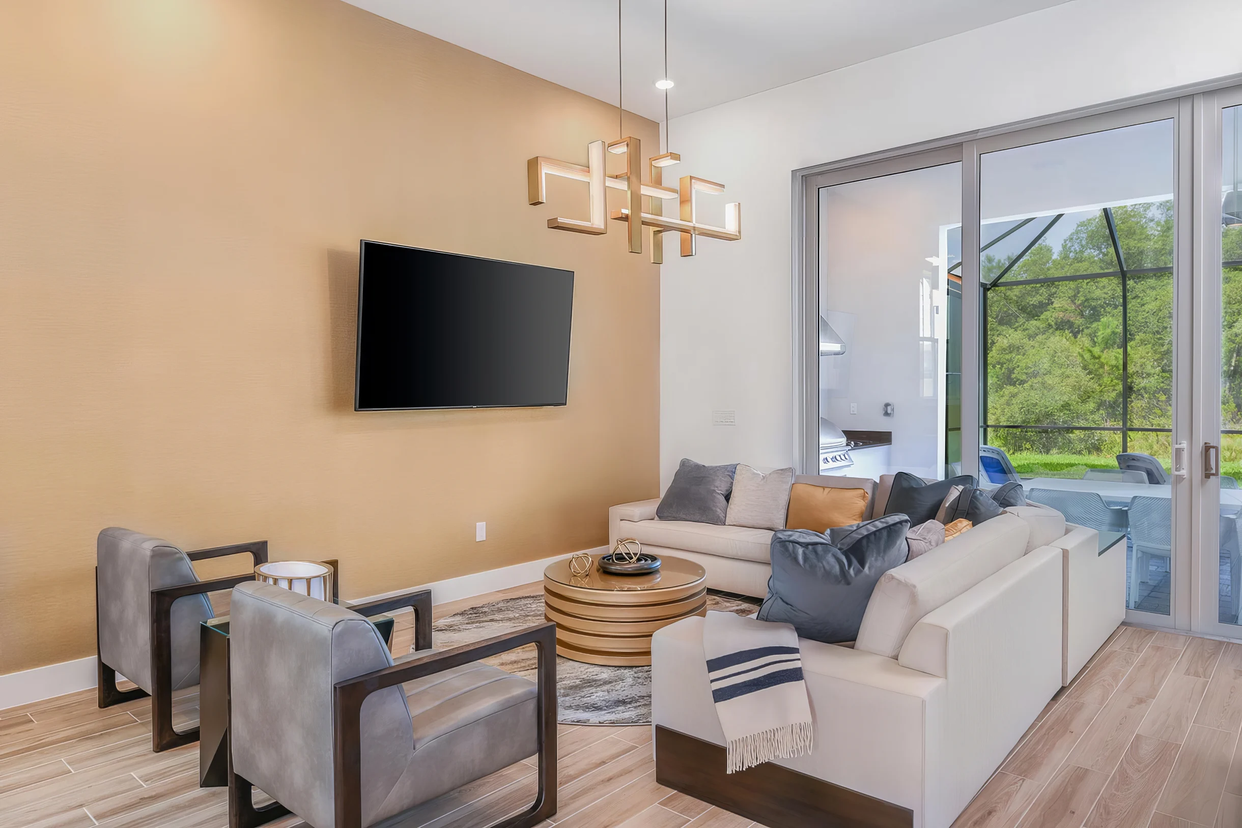 Wander Davenport Whispering Oaks #24