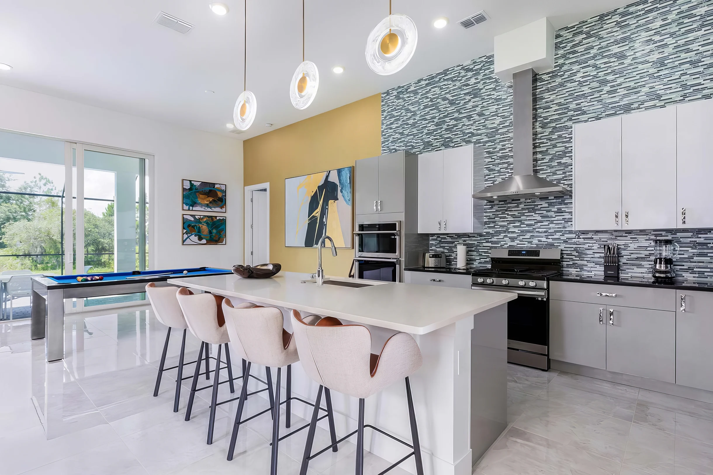 Wander Davenport Manor #18