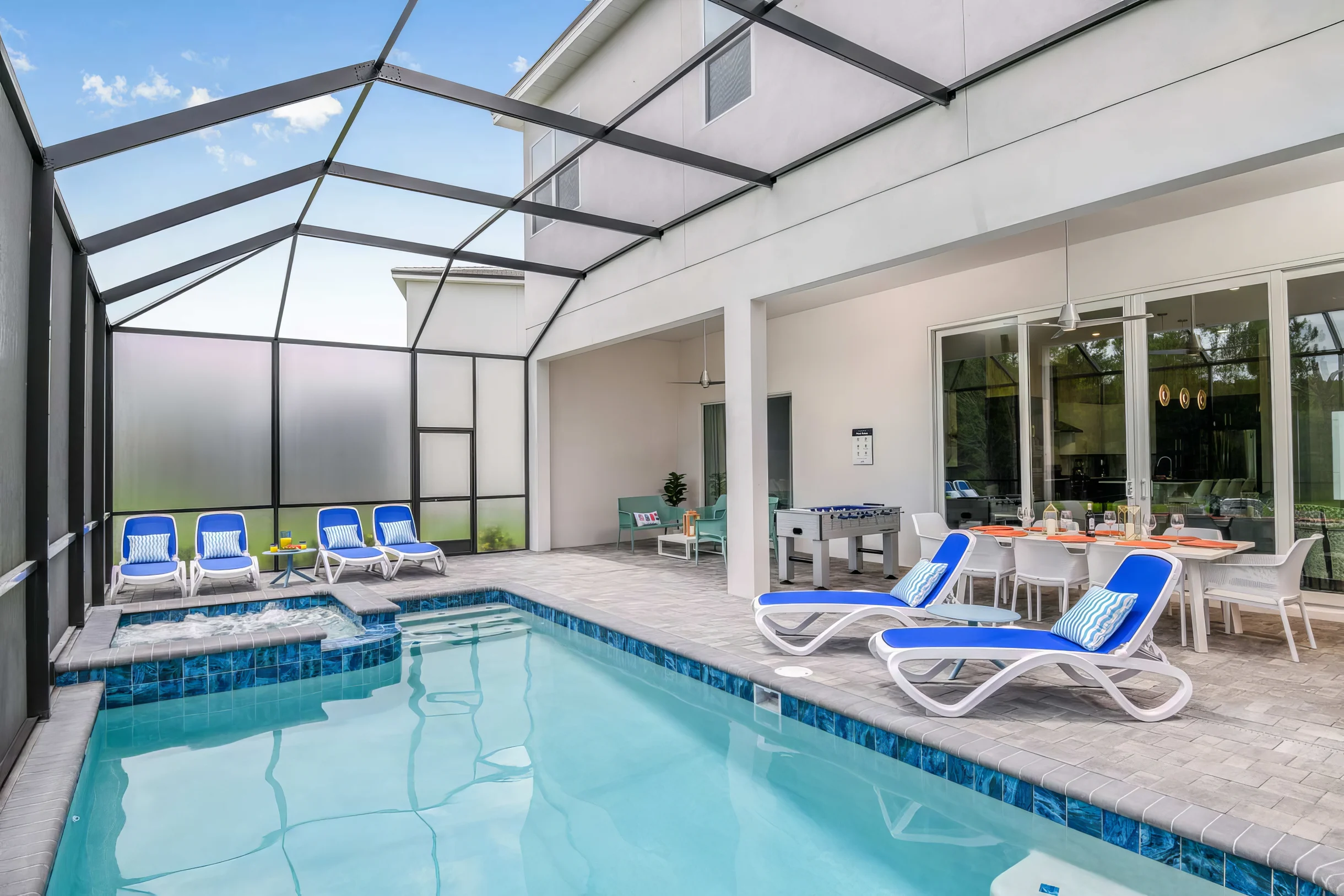 Wander Davenport Manor #32