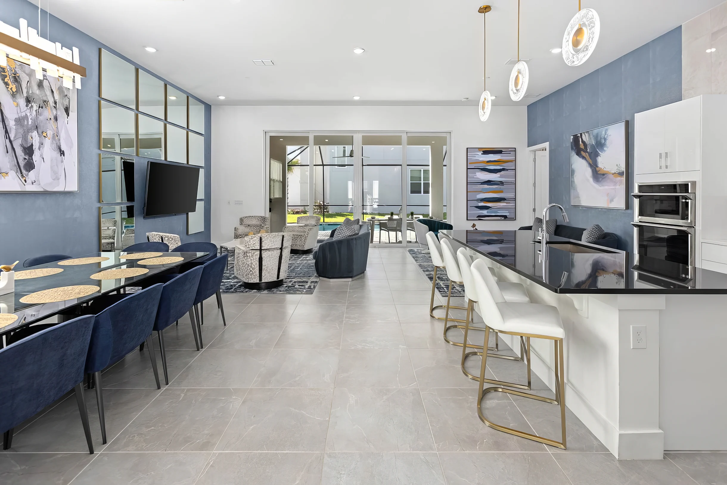 Wander Davenport Charm #25