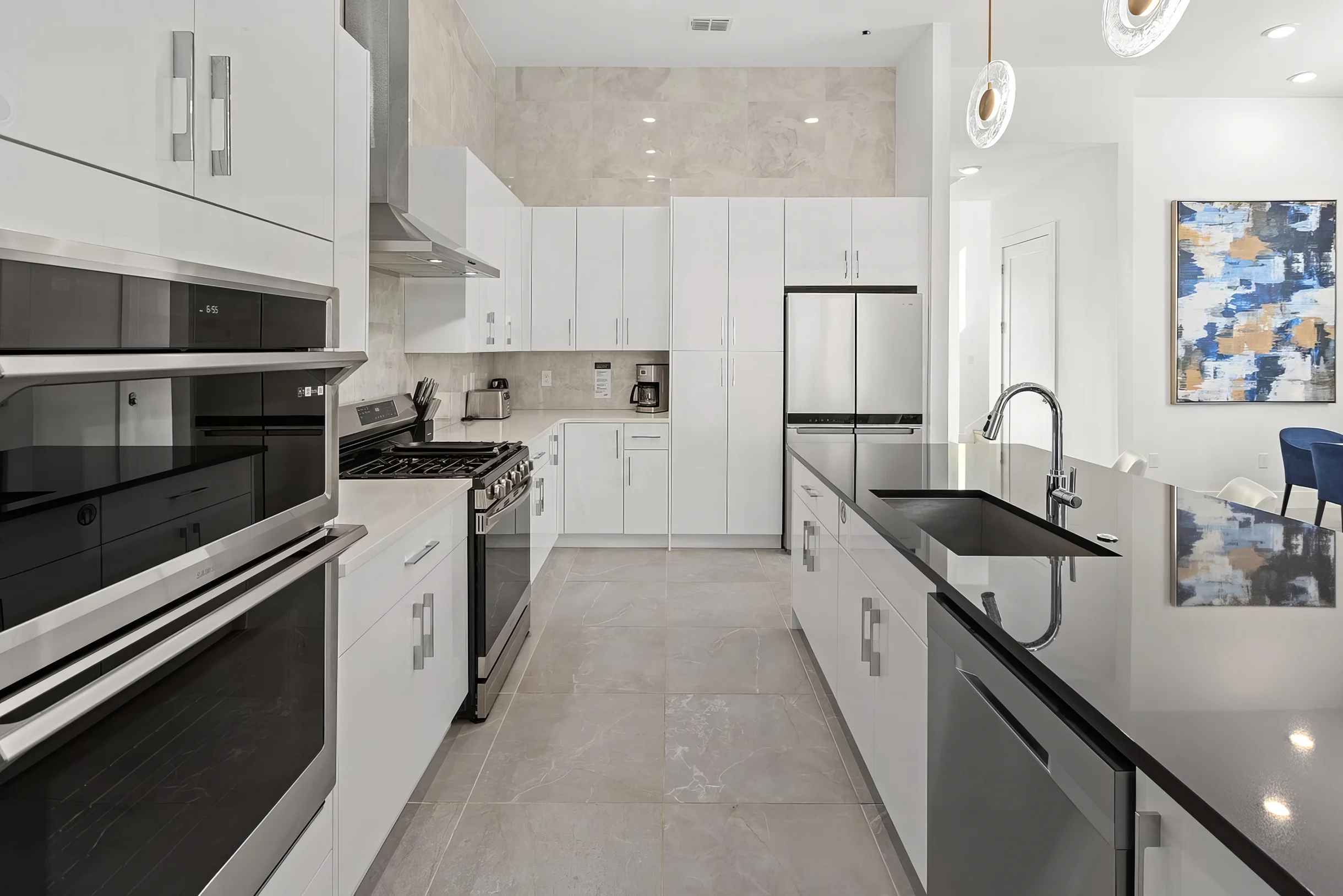 Wander Davenport Charm #39