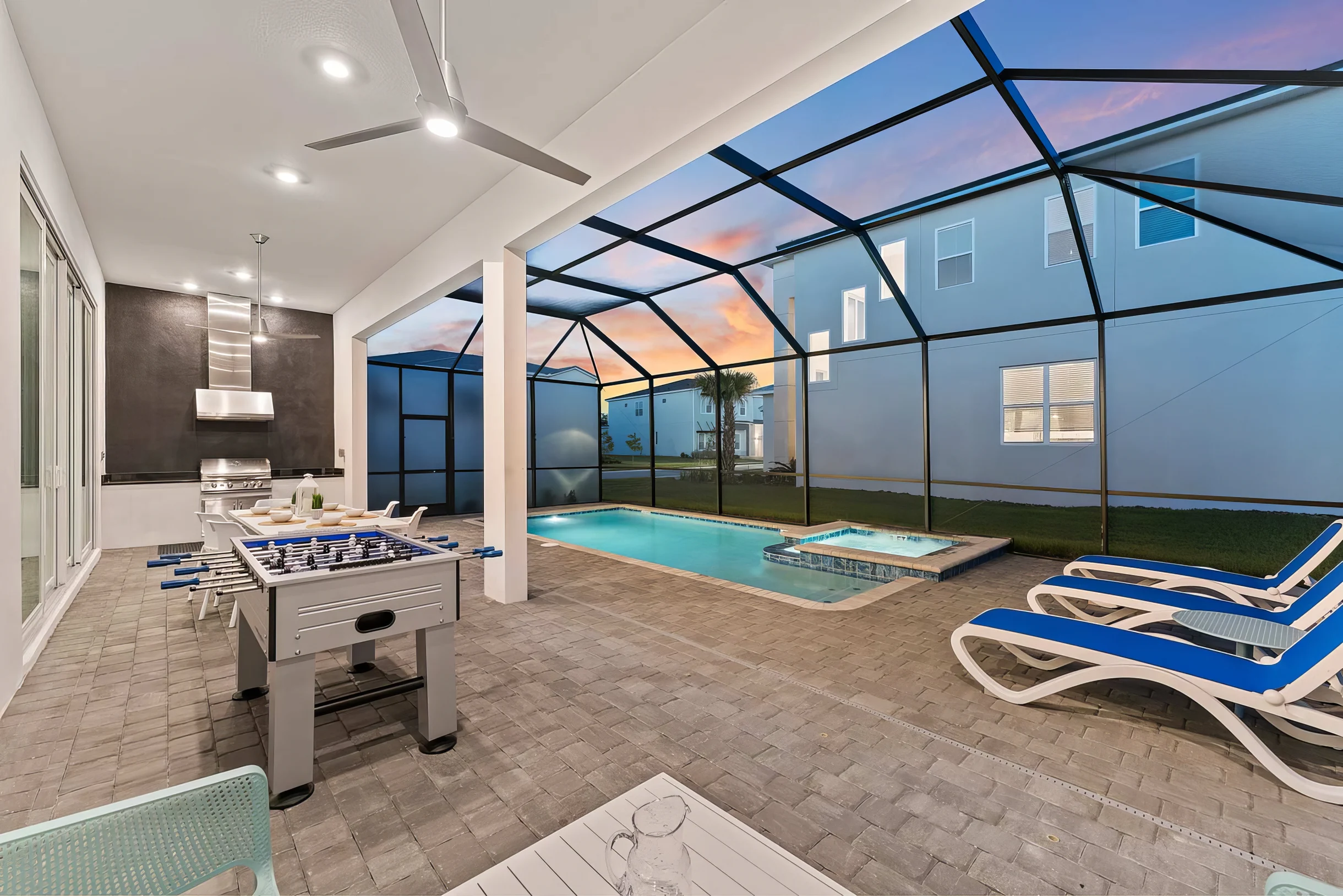 Wander Davenport Charm #20