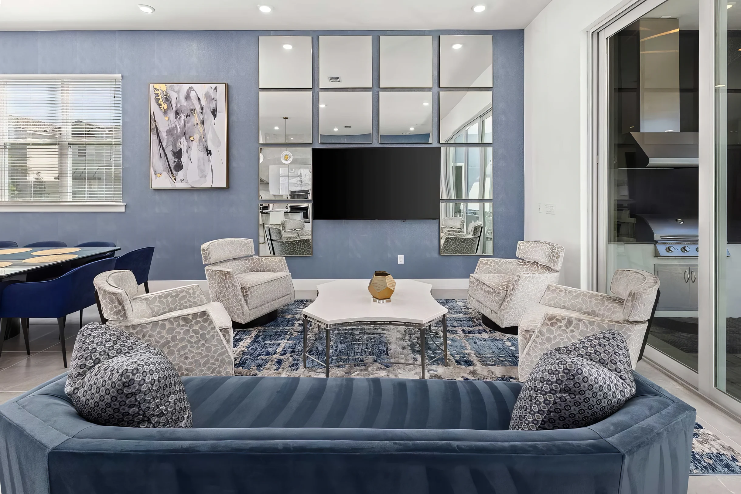 Wander Davenport Charm #33