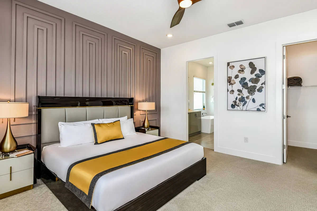 Wander Davenport Lush