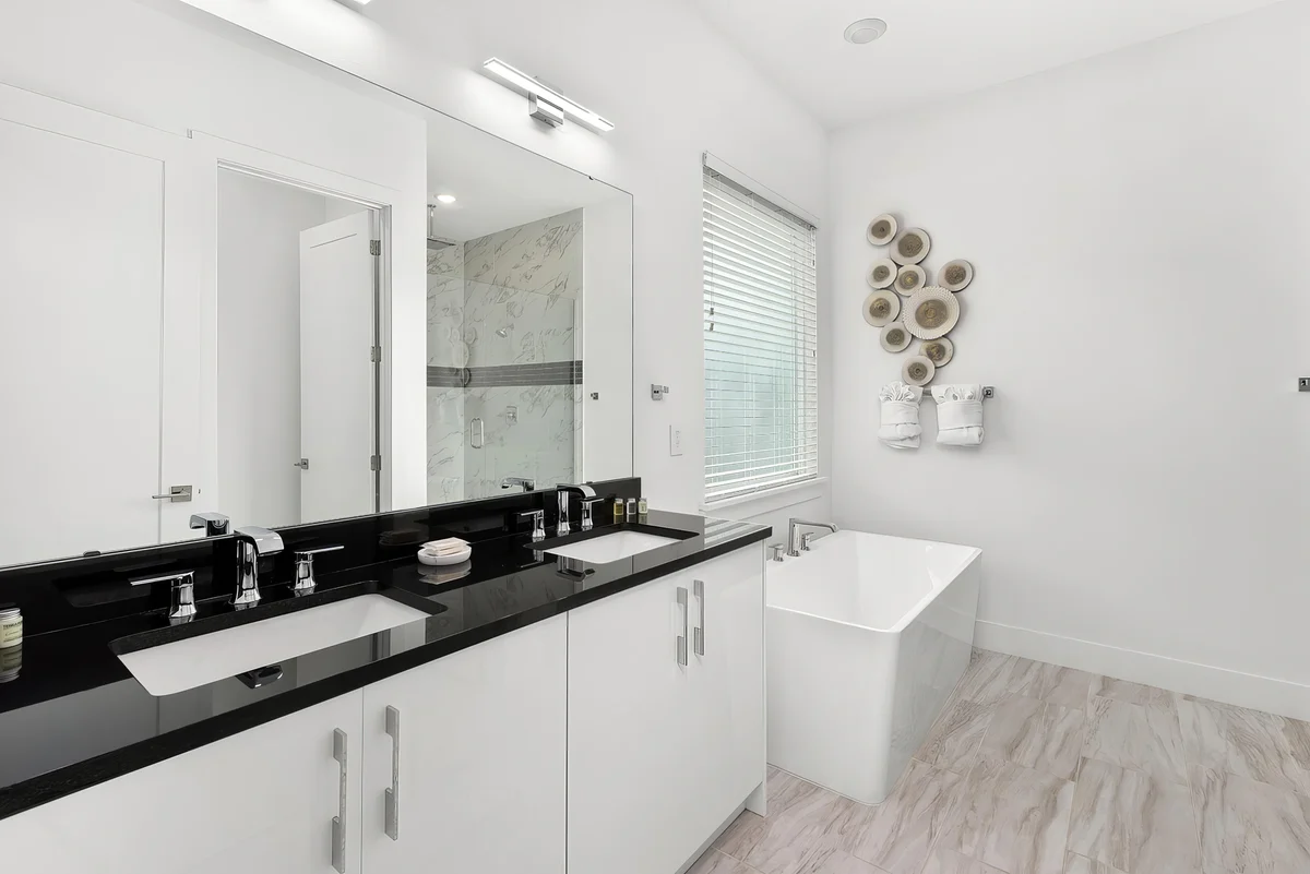 Wander Providence Glades