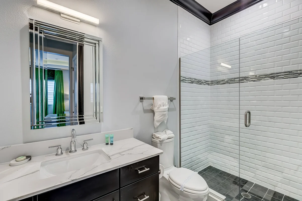 Wander Reunion Haven