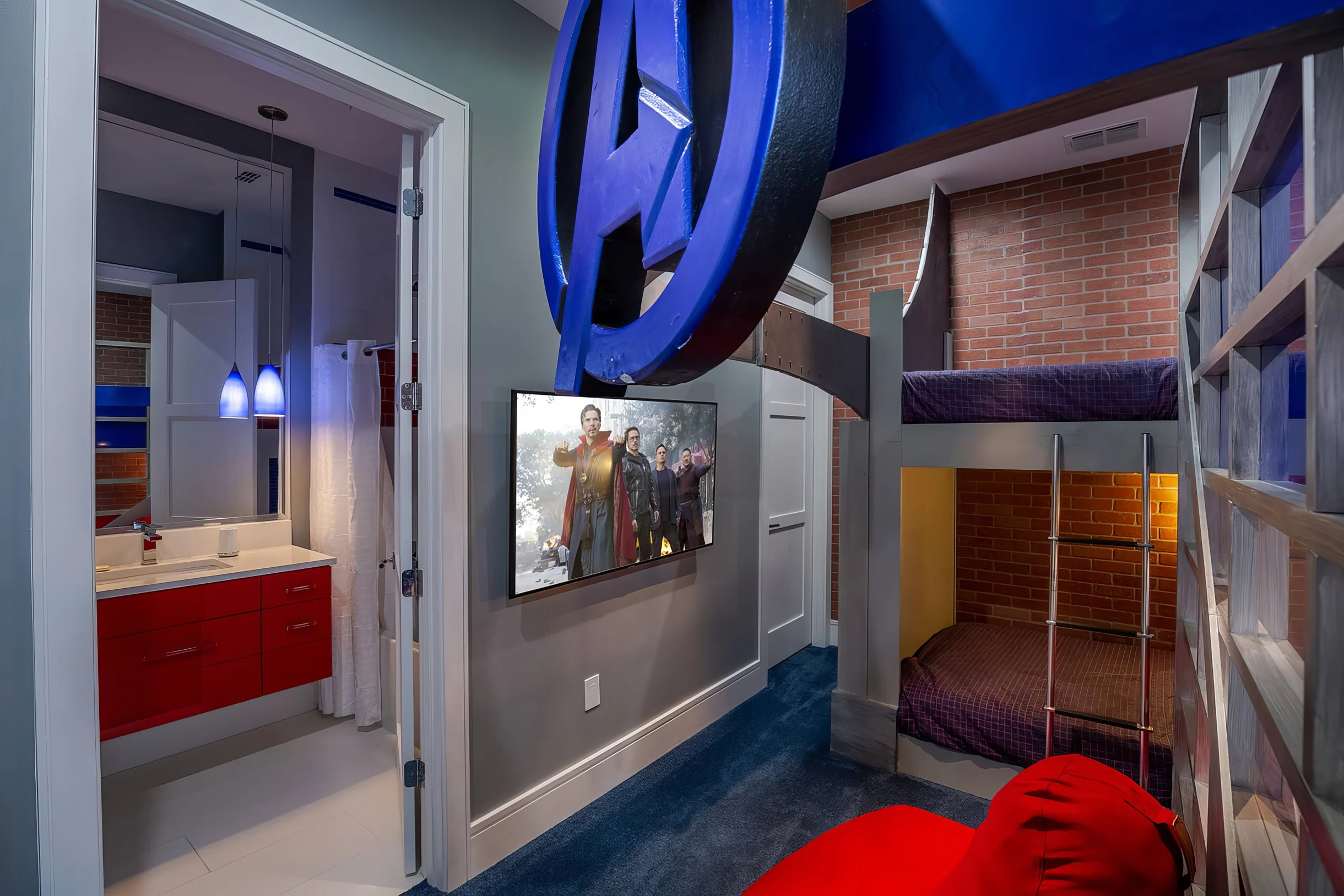 751GB - 9 Bed - Stephen's Crib - W318 #33