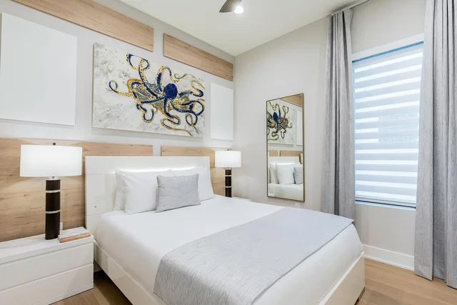 Bedroom 3 image 1