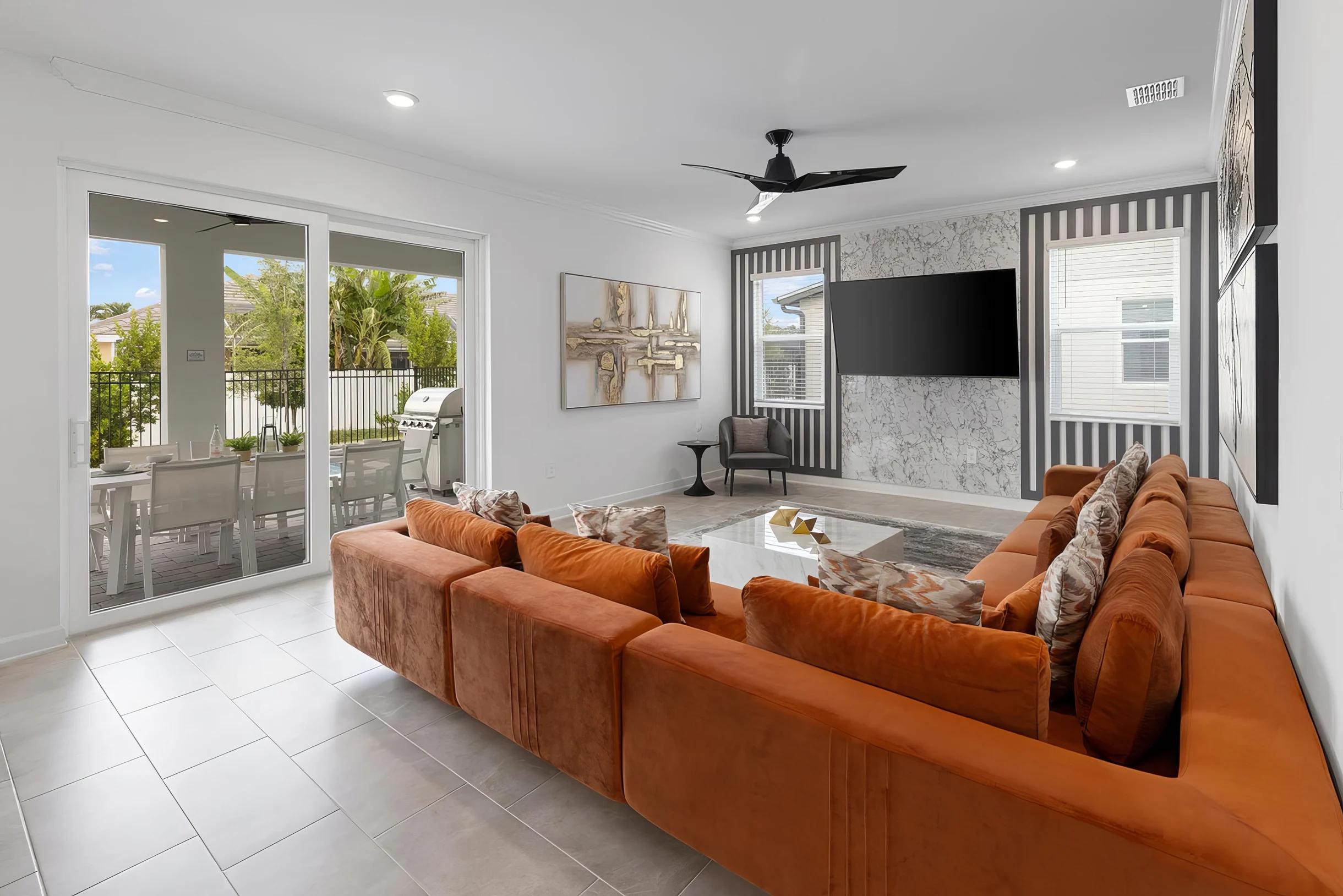 HI305SD: 5 bed, Storybook Village, Karaoke #19