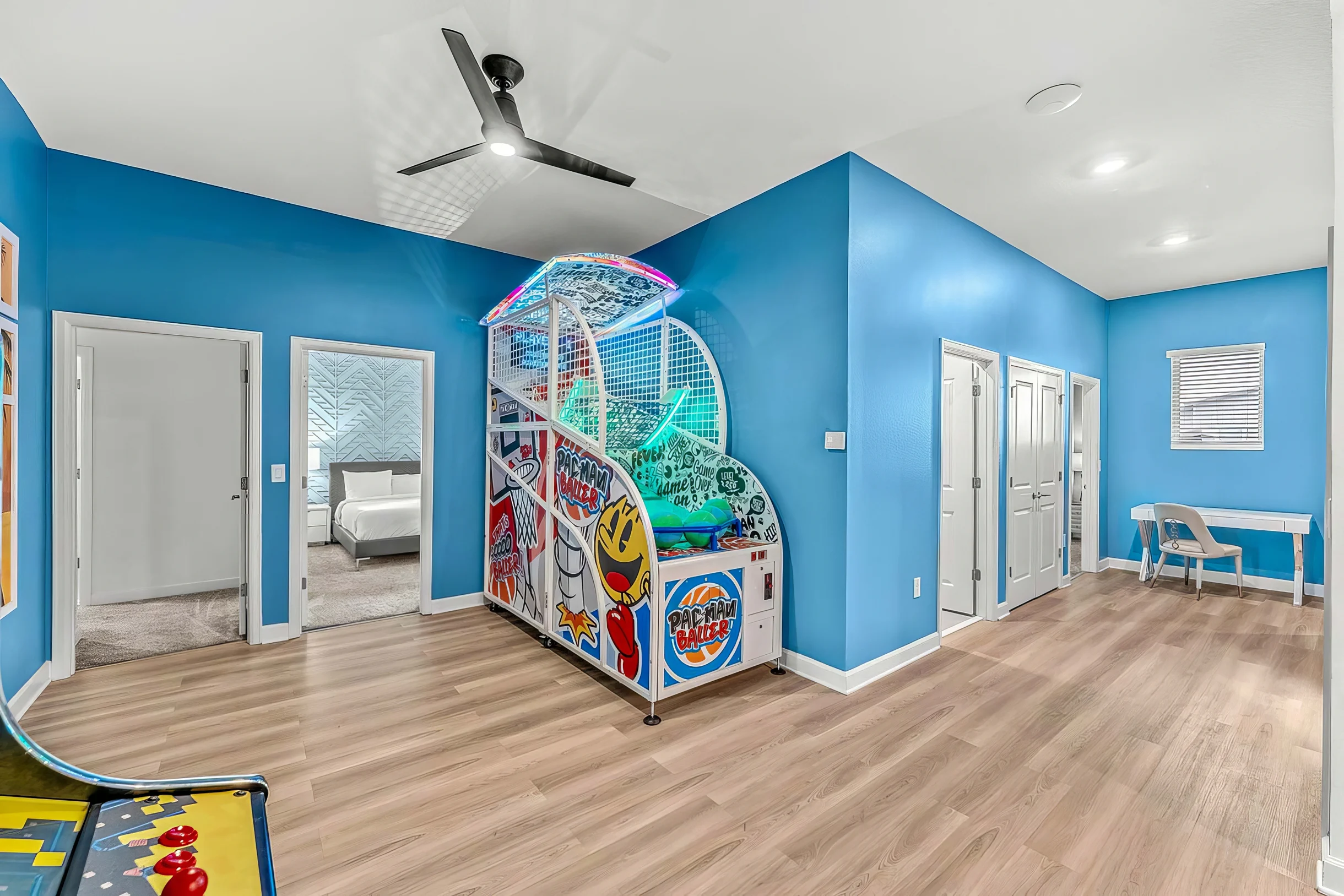 HI3071HL: 8 bed, Fashion/Nasa, Casino #29