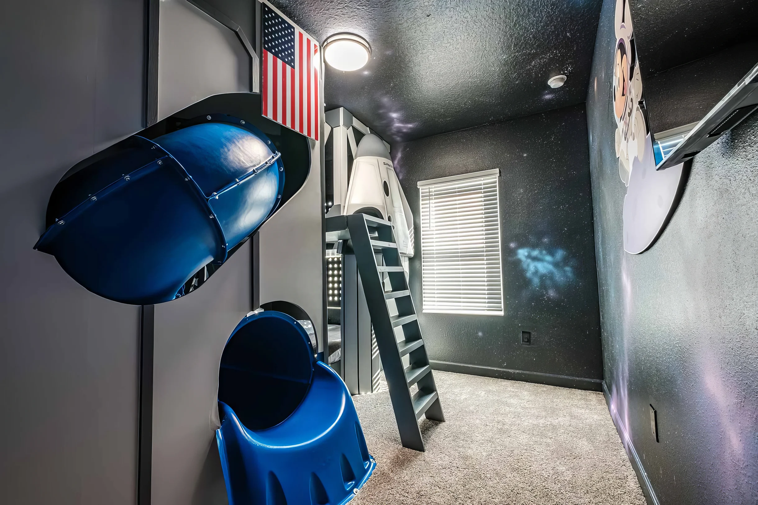 HI3071HL: 8 bed, Fashion/Nasa, Casino #30