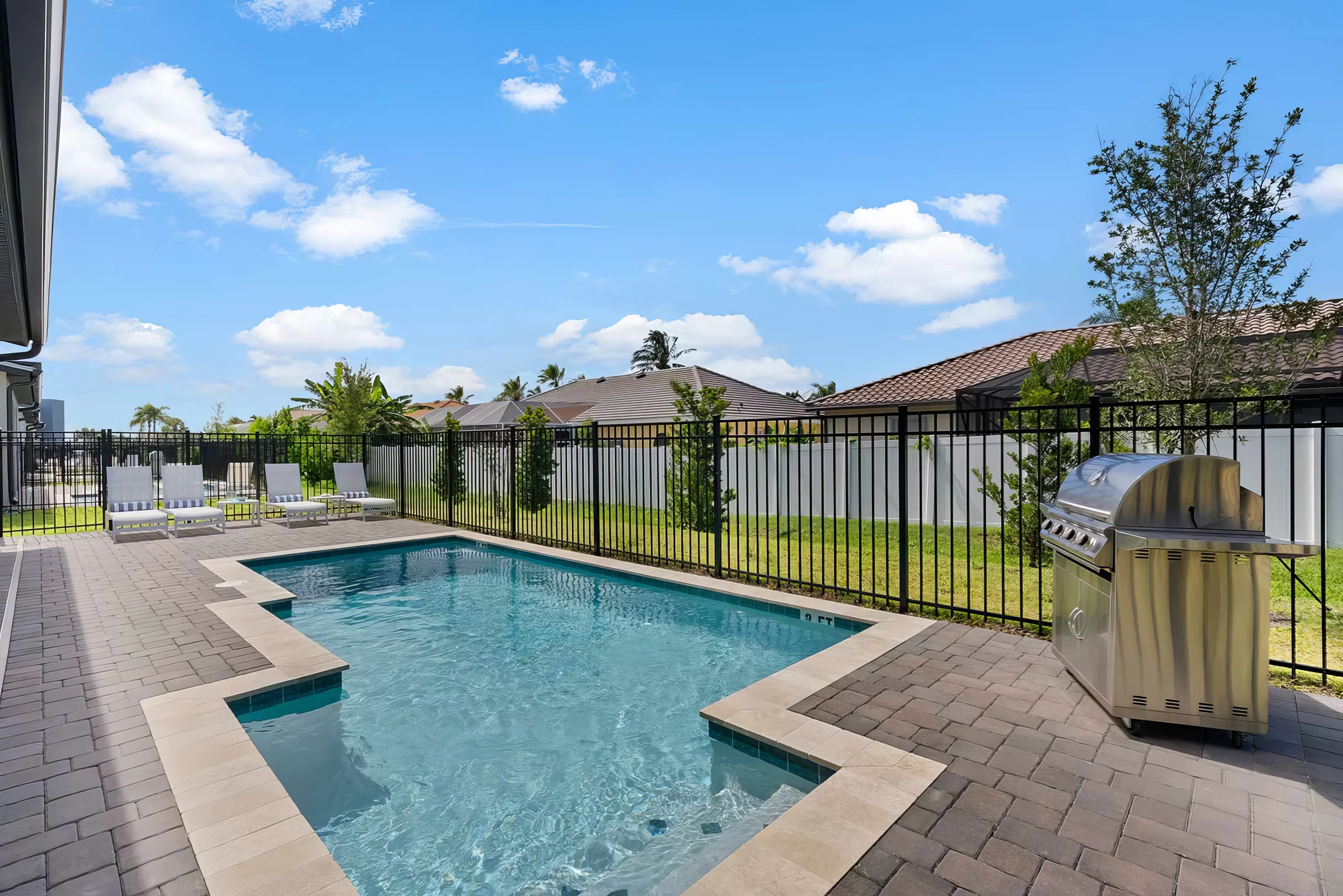 HI325SD: 6 bed, Pirate, Karaoke #38