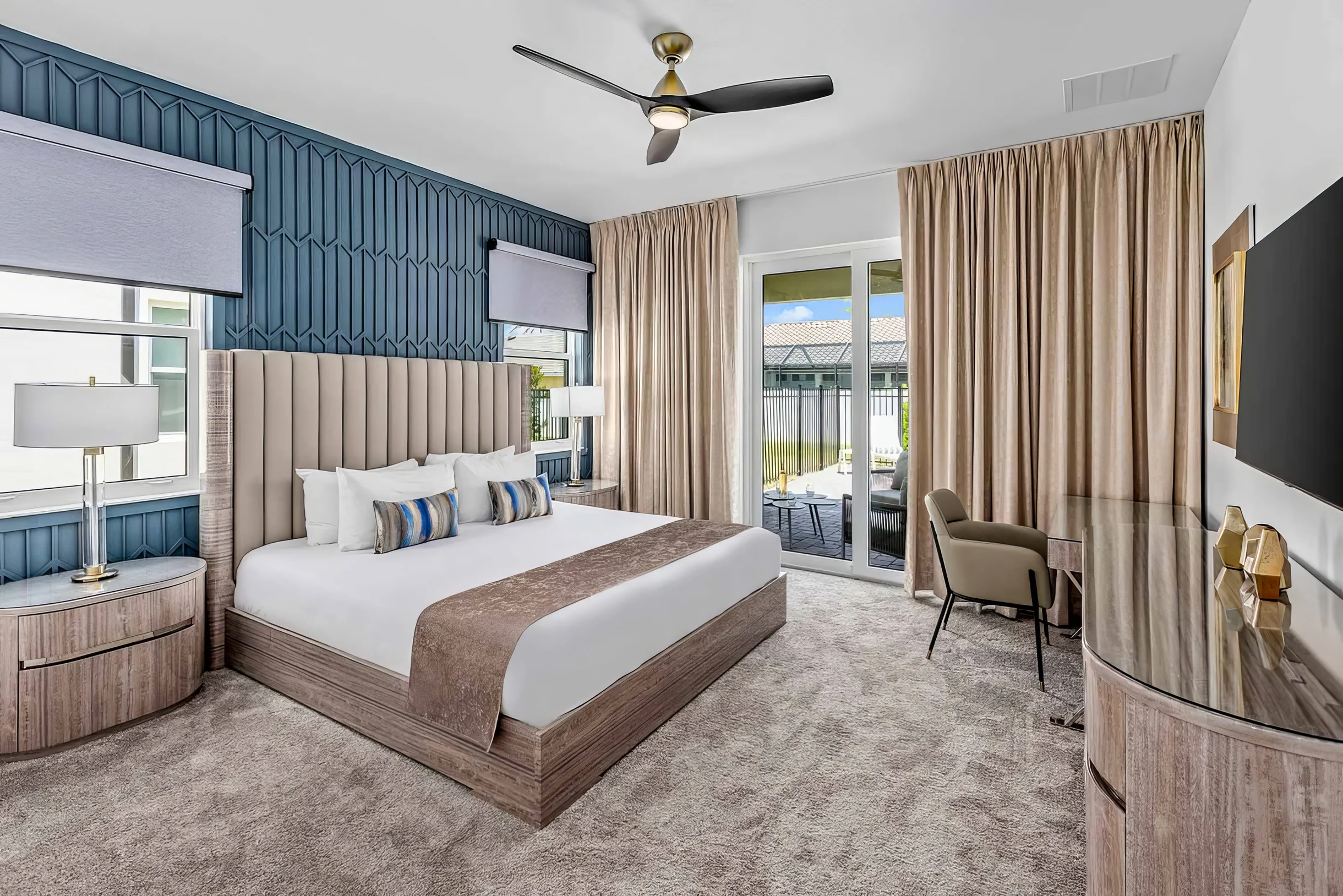 HI335SD: 6 bed, Pirate, Karaoke #5