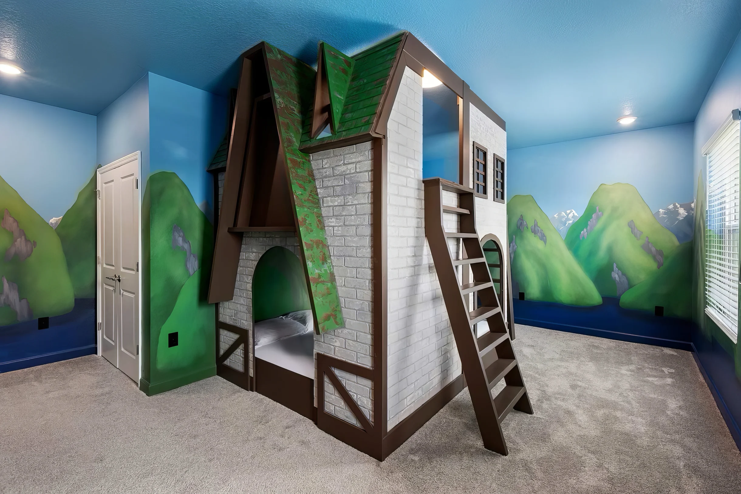 HI340SD: 5 bed, Storybook Village, Karaoke #30