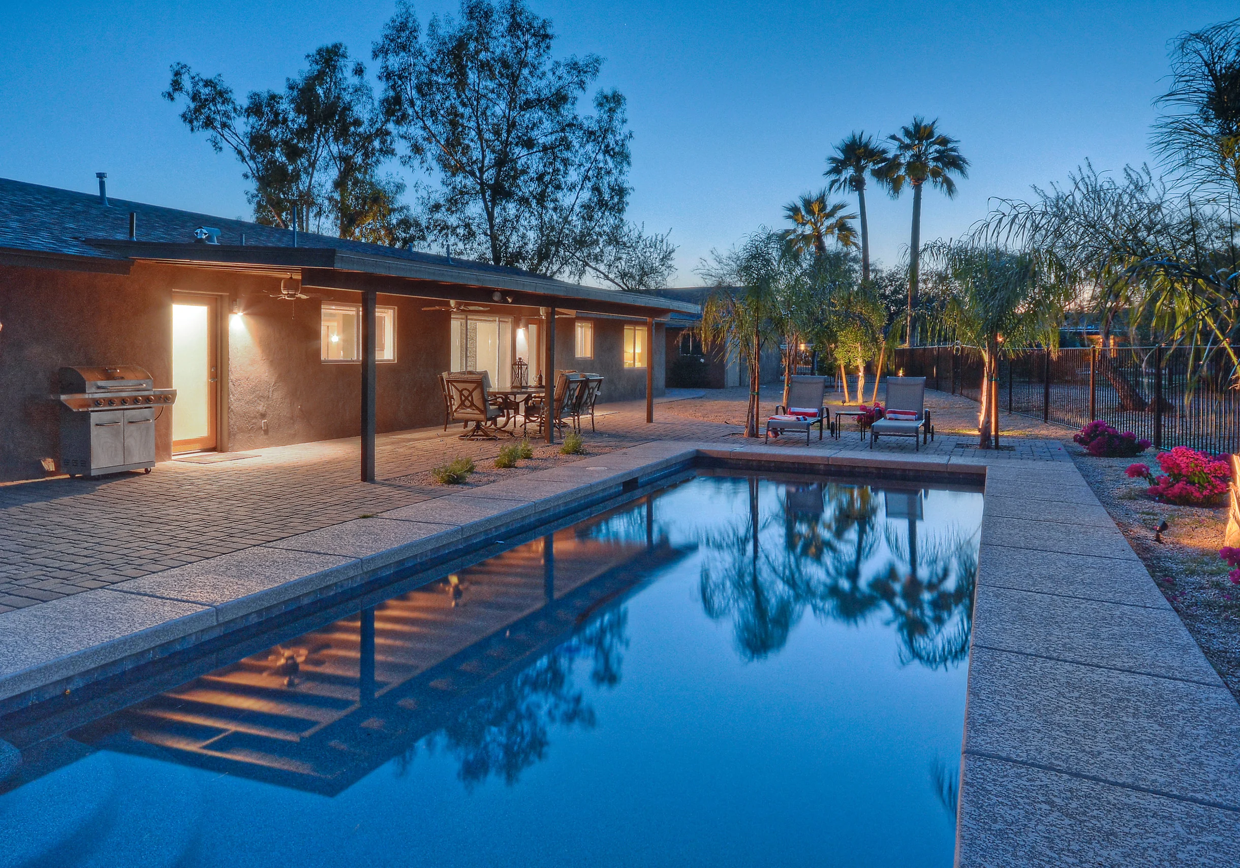 Home in Scottsdale property photo 1