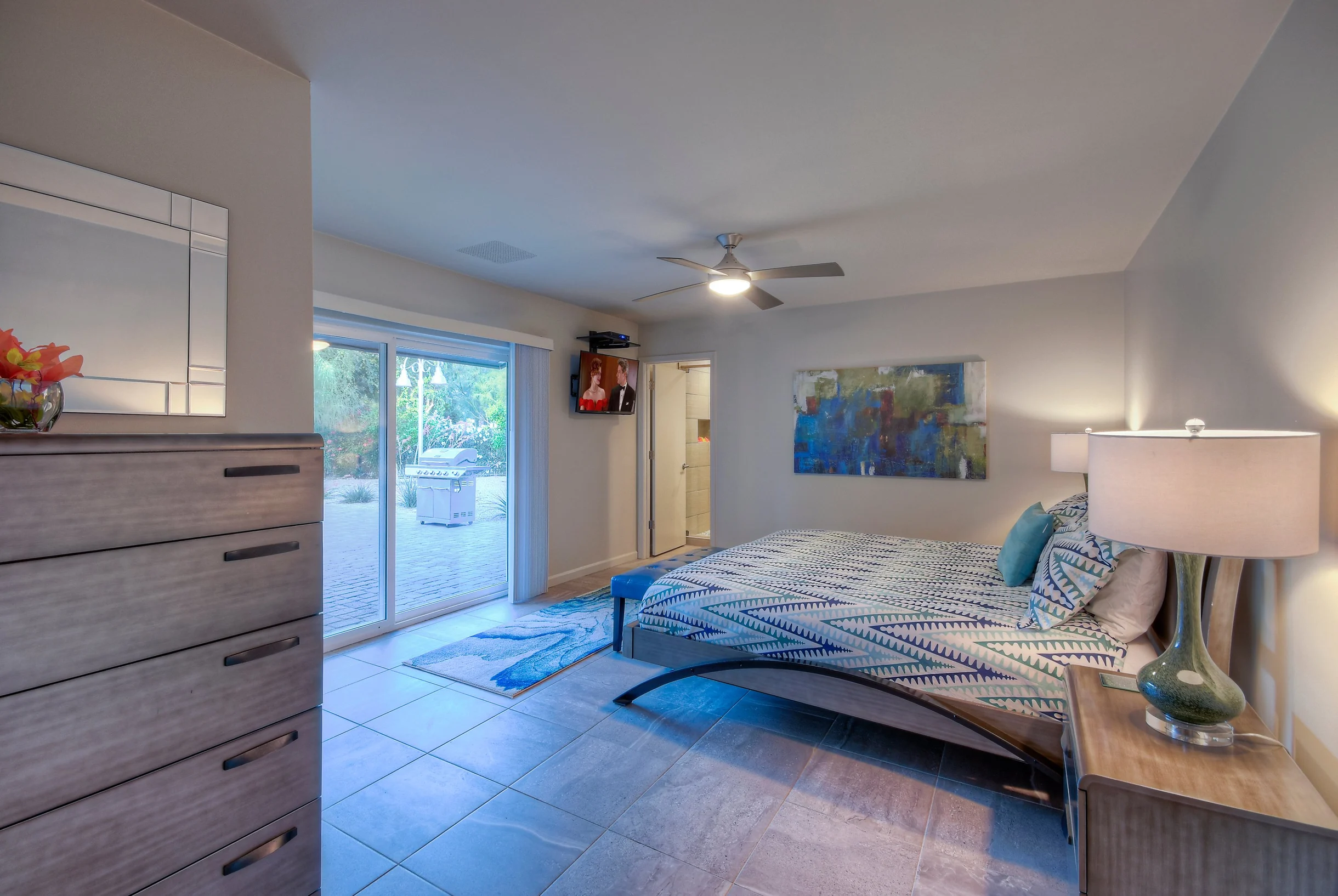 Home in Scottsdale property photo 3